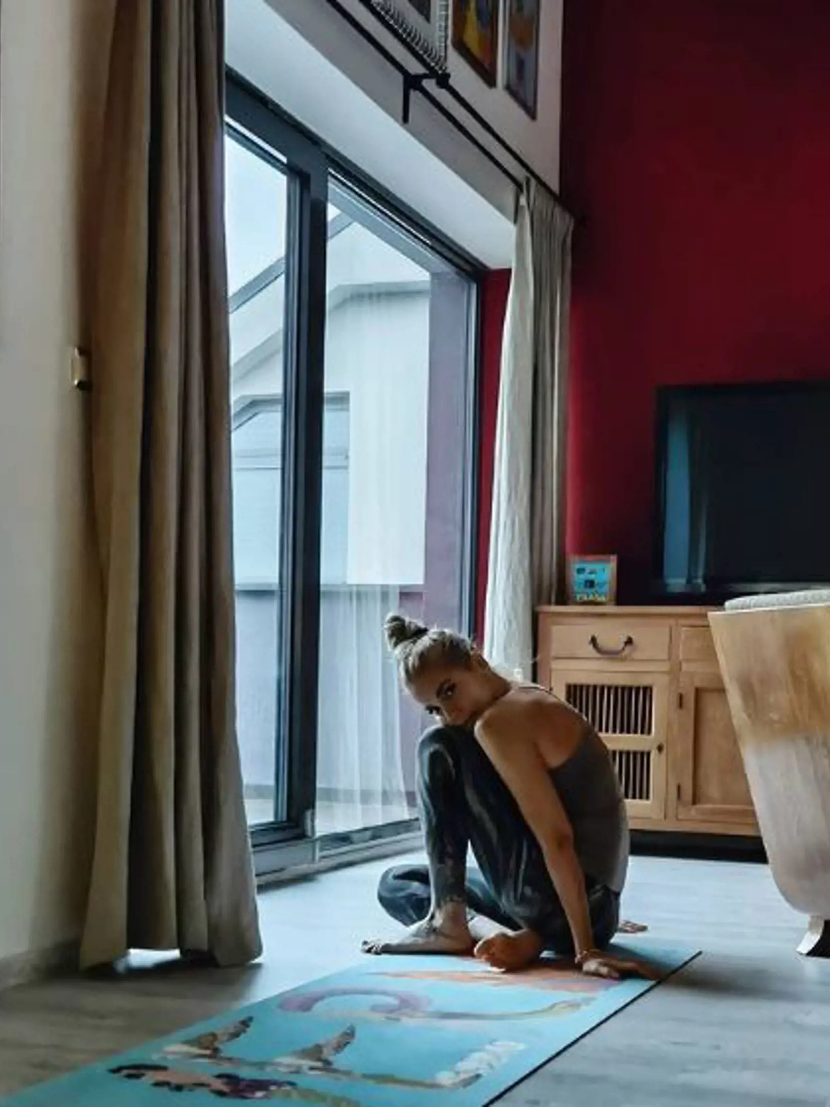 Dara, ktorá si na svoje outfity potrpí, cvičí často v legínach.