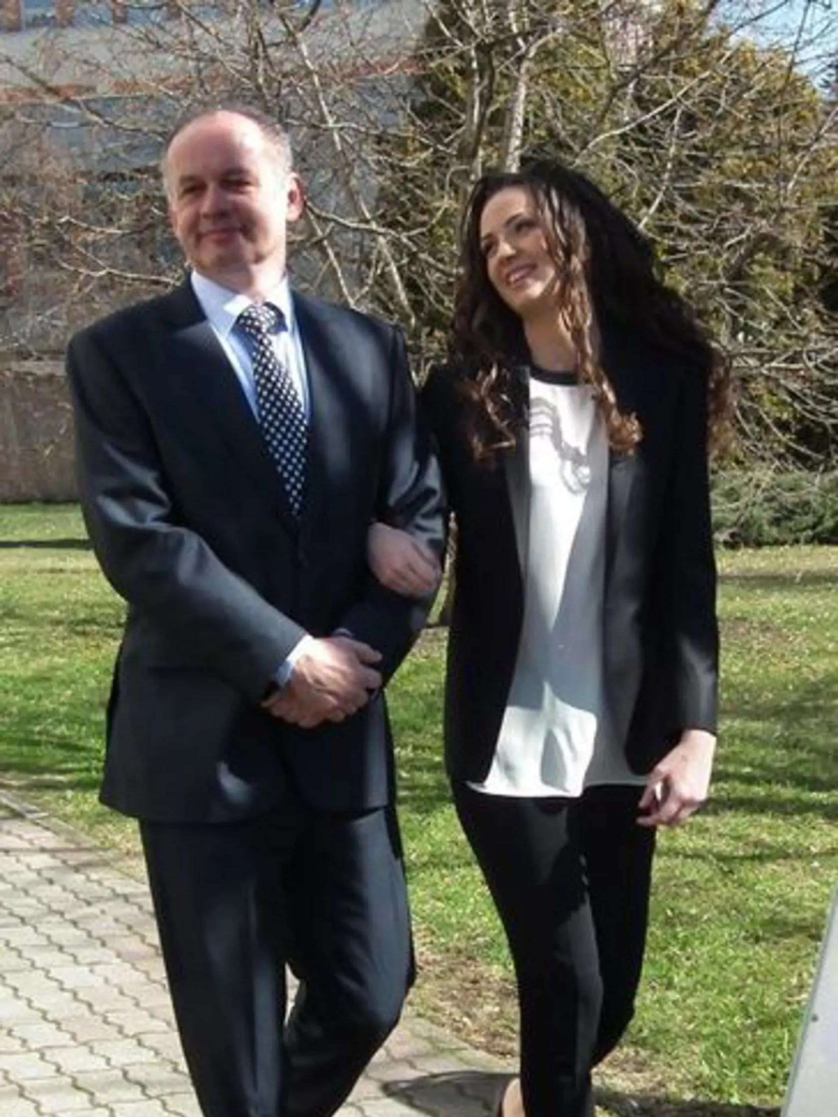 Druhé kolo prezidentských volieb 2014: Andrej Kiska s dcérou Natáliou.