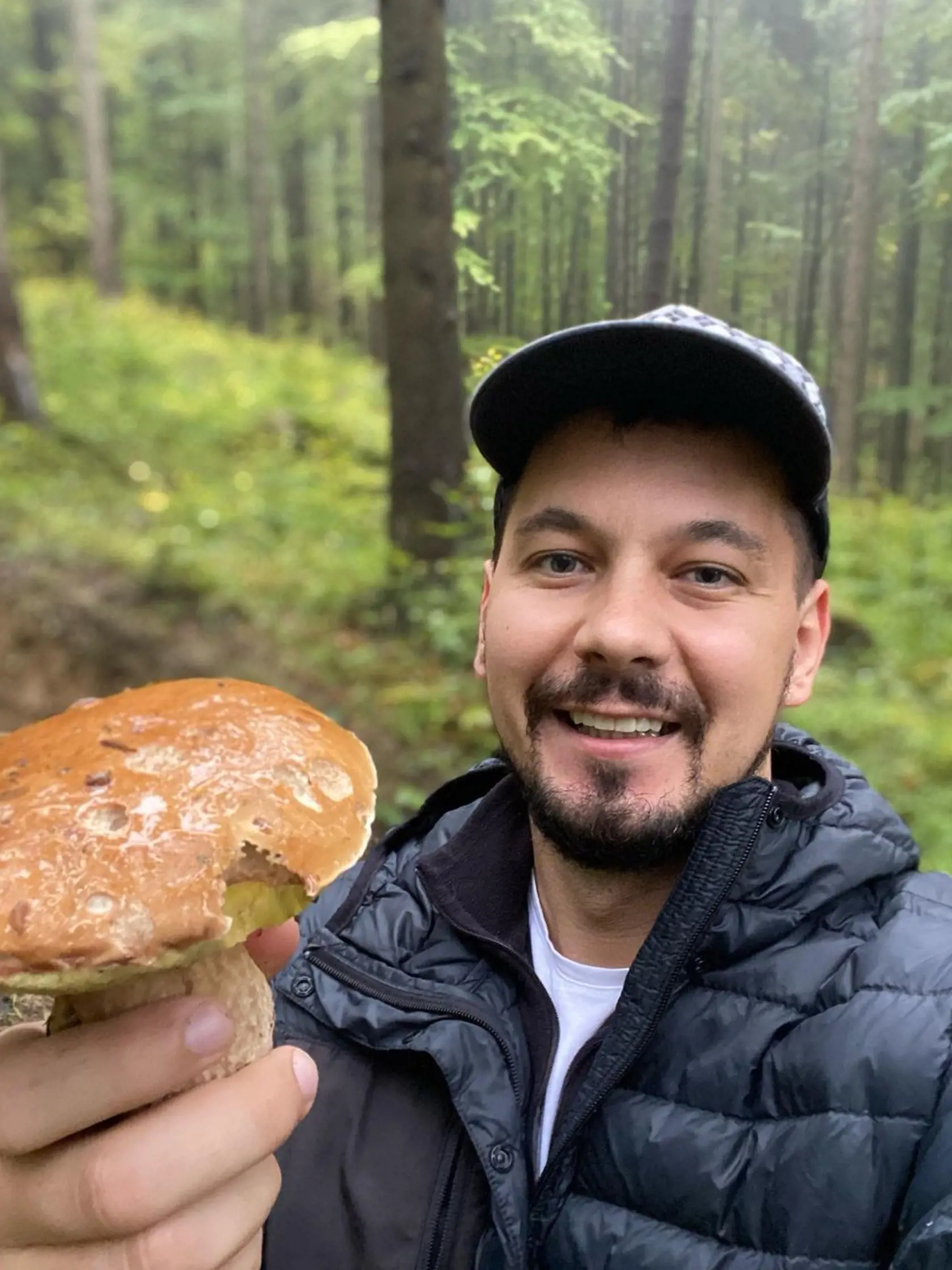 Podpredseda Za ľudí Juraj Šeliga na hubách na Orave.
