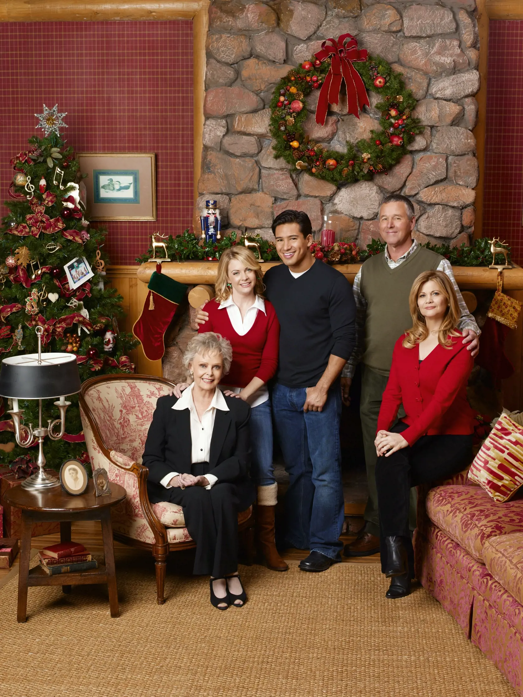 HOLIDAY IN HANDCUFFS - June Lockhart as "Grandma," Melissa Joan Hart as "Trudie Chandler," Mario Lopez as "David Martin," Tim Bottoms as "Mr. Chandler" and Markie Post as "Mrs. Chandler" star on ABC Family's original movie, "Holiday in Handcuffs." (ABC FAMILY/ BOB D'AMICO) 
