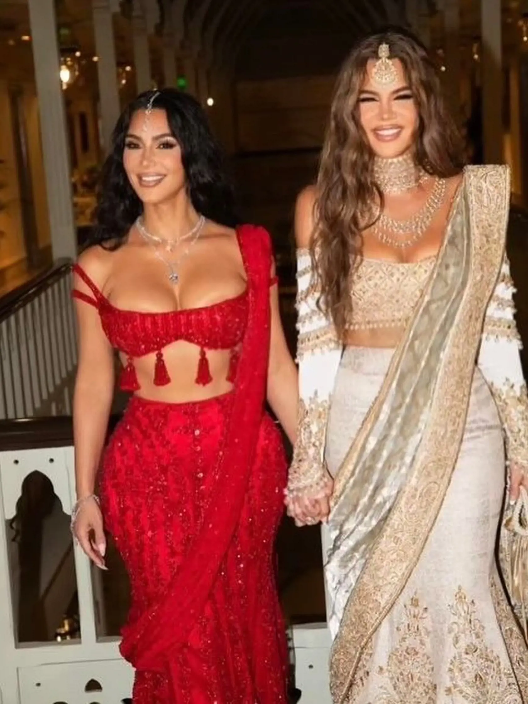 Kim a Khloé Kardashianové by sa mohli pobiť o úlohu princeznej Jazmíny z rozprávky o Aladinovi.