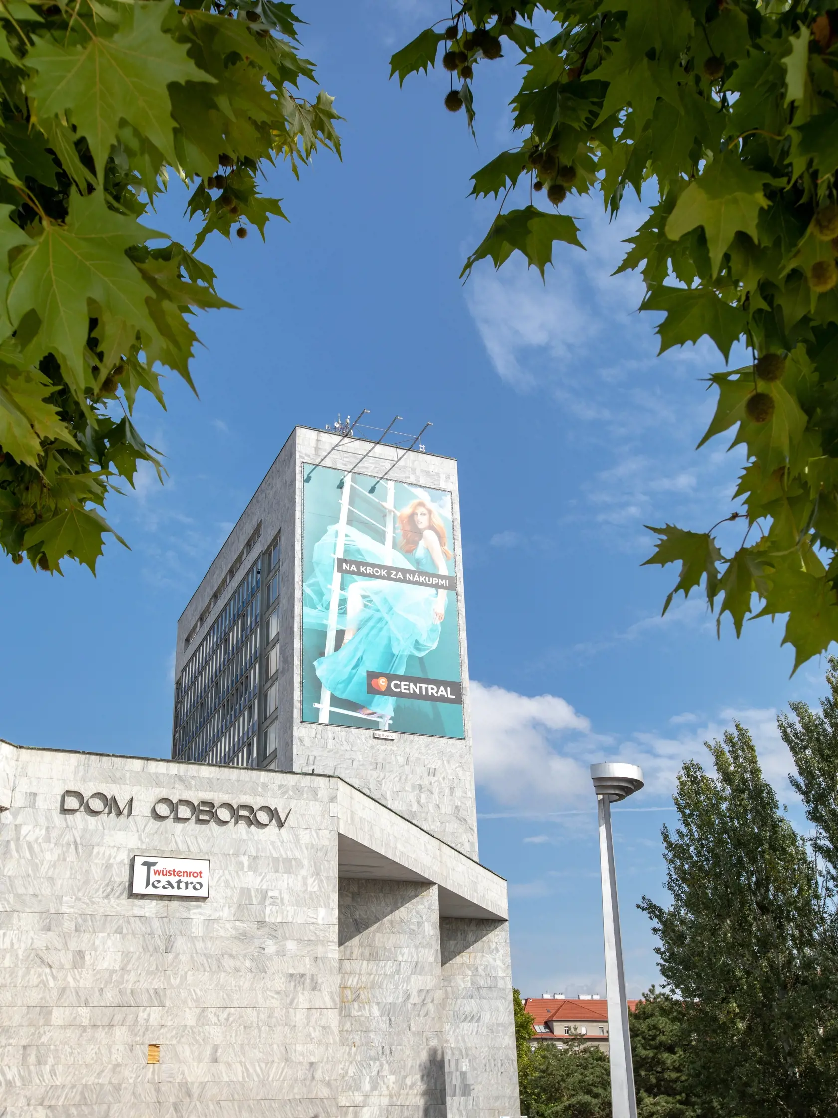 Pôvodný Dom odborov - Istropolis.
