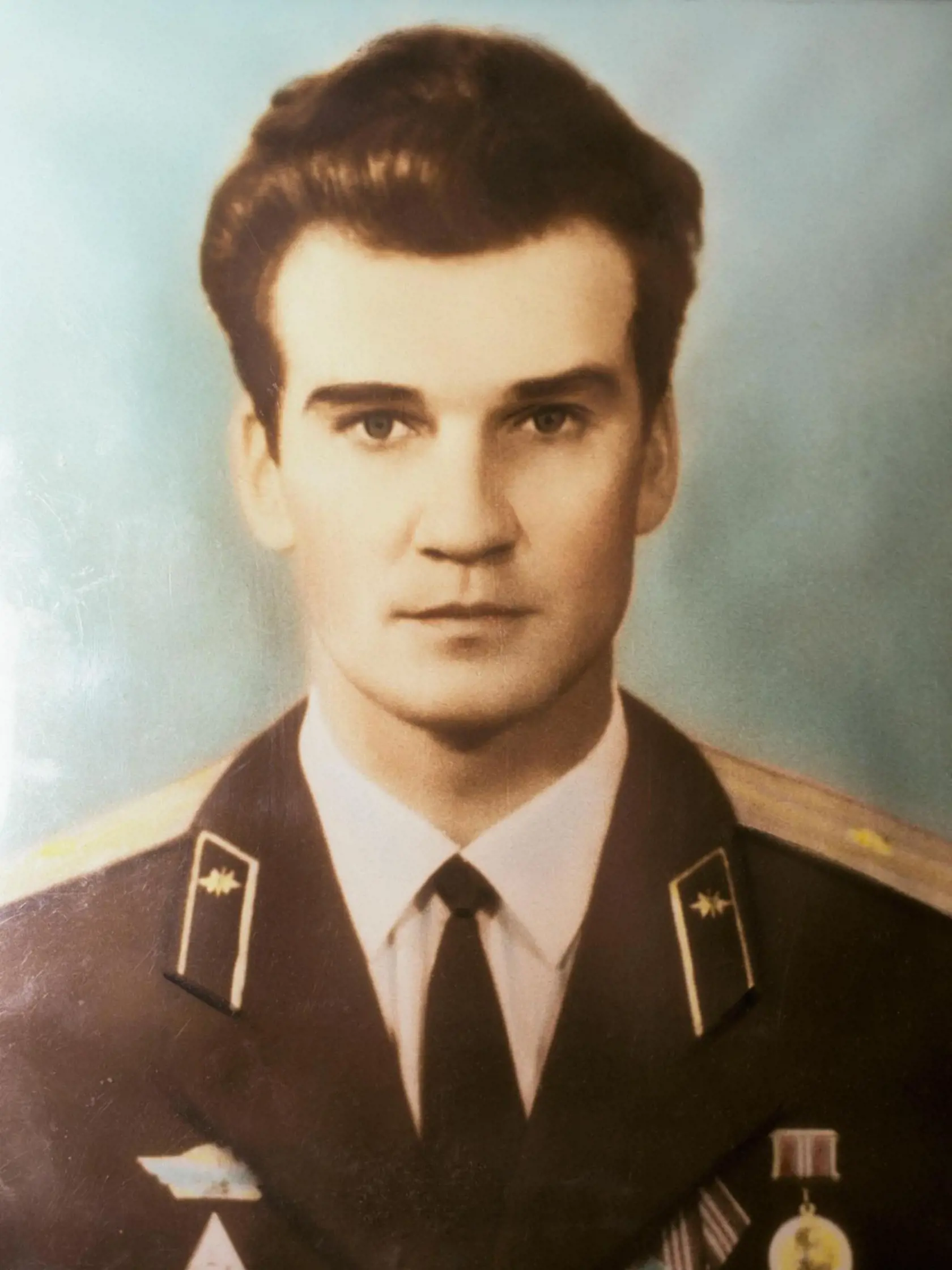 Stanislav Petrov (†77) bol v 80. rokoch plukovníkom Sovietskej armády a veliteľom stanice OKO, ktorá sa nachádzala pri Moskve