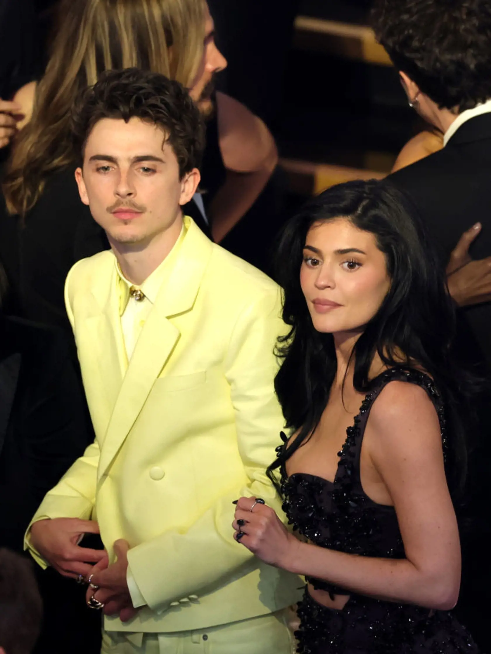 Herec Timothée Chalamet prišiel aj s frajerkou Kylie Jenner.
