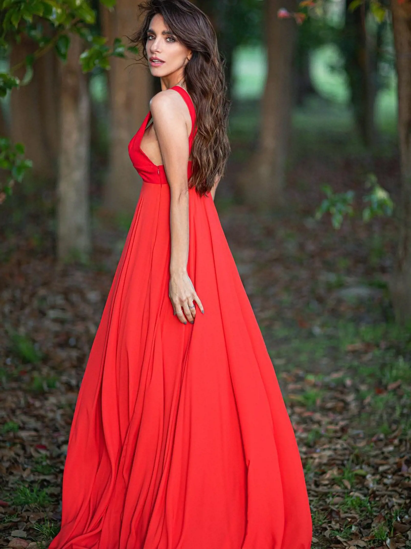 Gabriela Sari (44) – Gloria