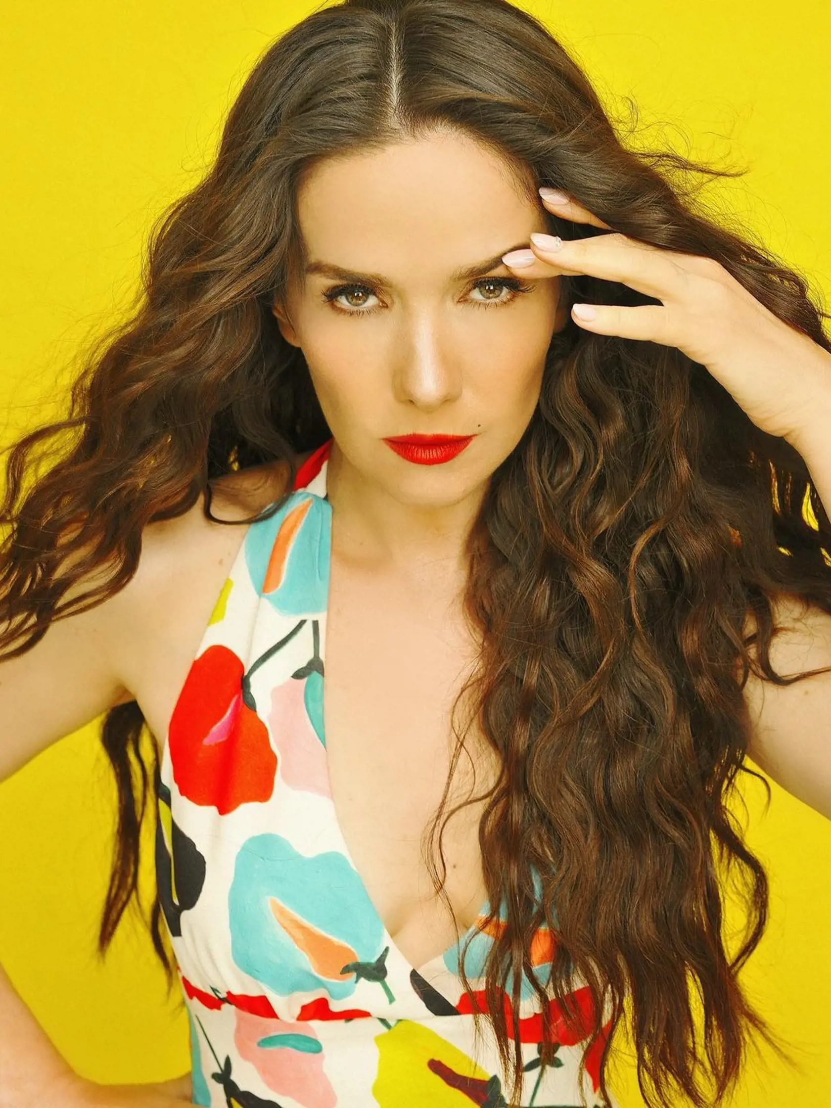 Natalia Oreiro (43) – Milágros
Natalia Oreiro akoby od čias Divokého anjela nezostarla ani o deň. Hoci má už po 40-ke, vyzerá neskutočne mladistvo a aj napriek materstvu si udržala špičkovú postavu, ktorou rada provokuje na sociálnych sieťach. Jej partnerom je o 20 rokov starší hudobník, argentínsky rocker Ricardo Mollo (63).