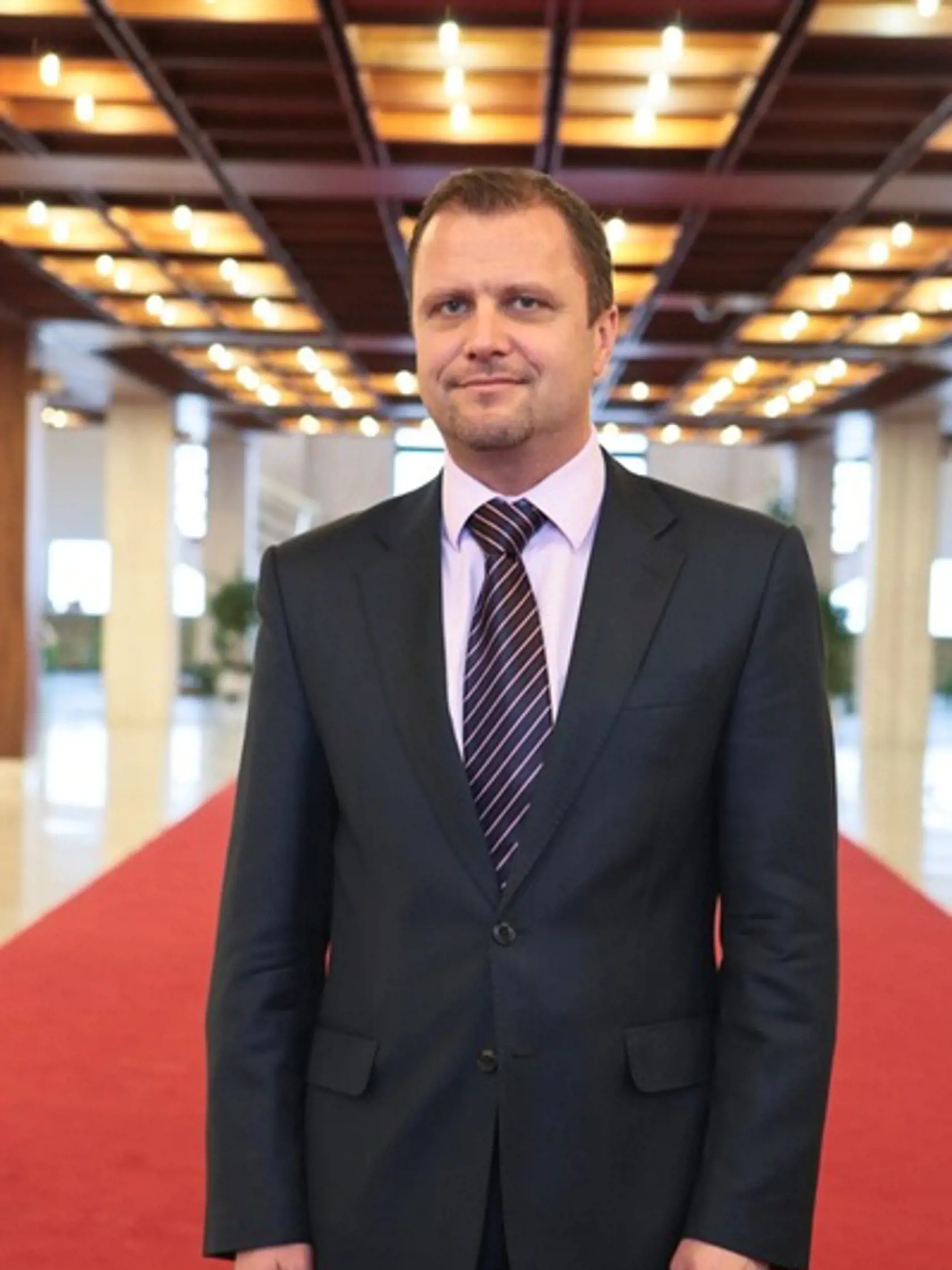 Andrej Hrnčiar, Most