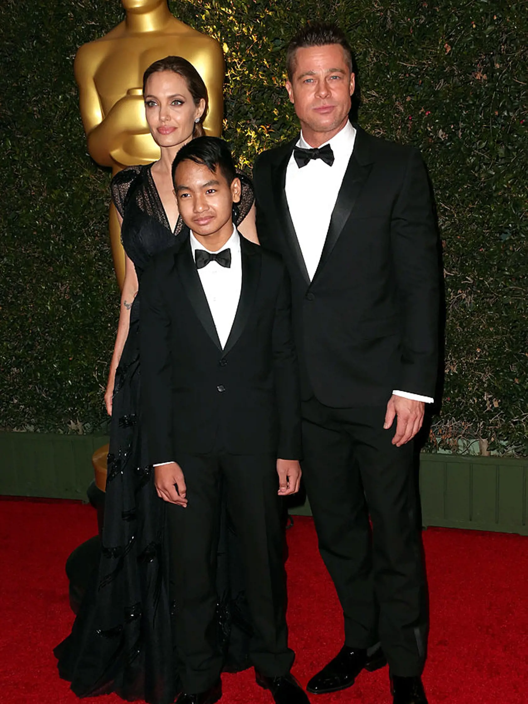 Angelina Jolie, Maddox Jolie-Pitt a Brad Pitt kedysi