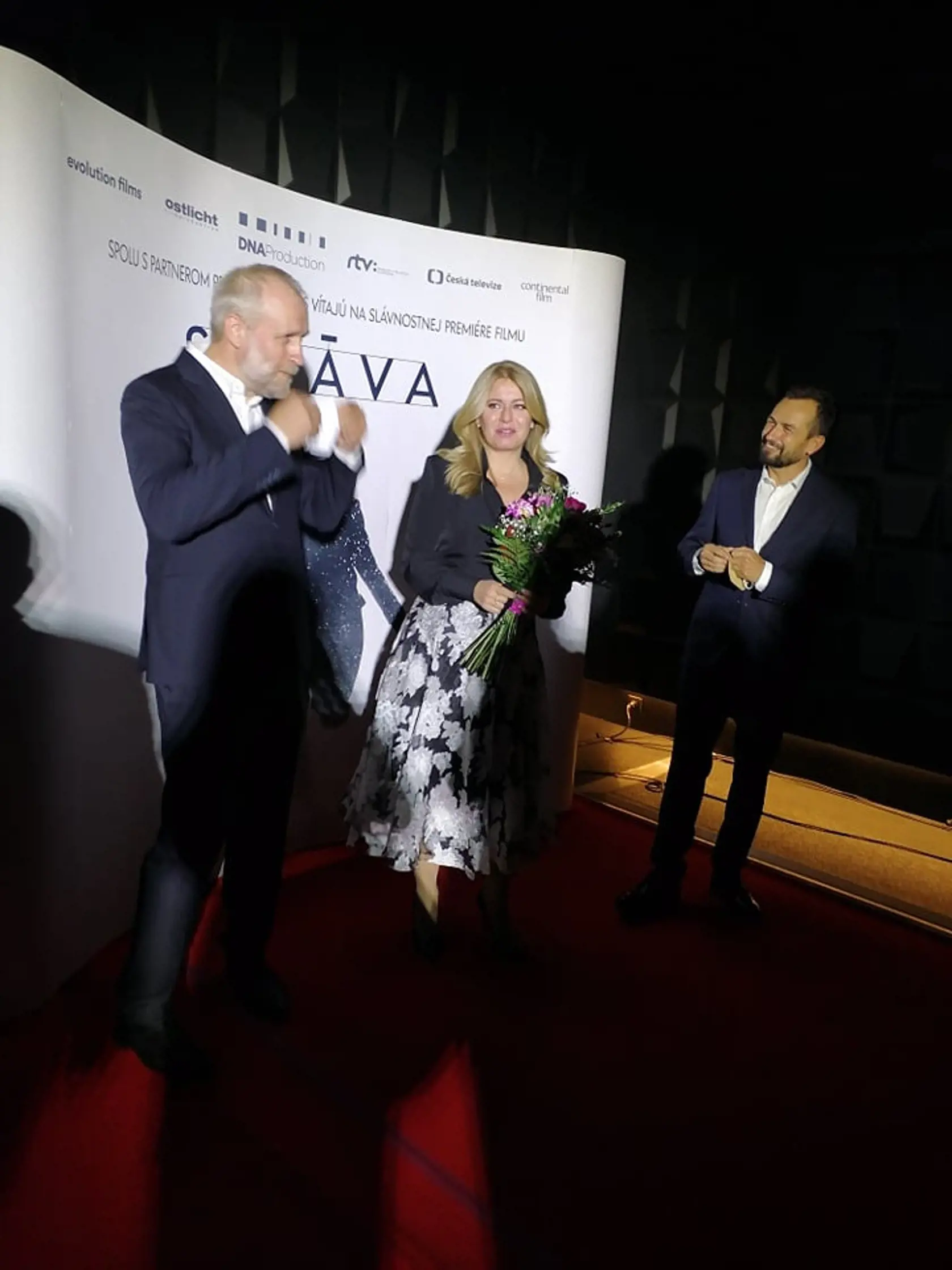Prezidentka Zuzana Čaputová počas filmovej premiéry Správa.