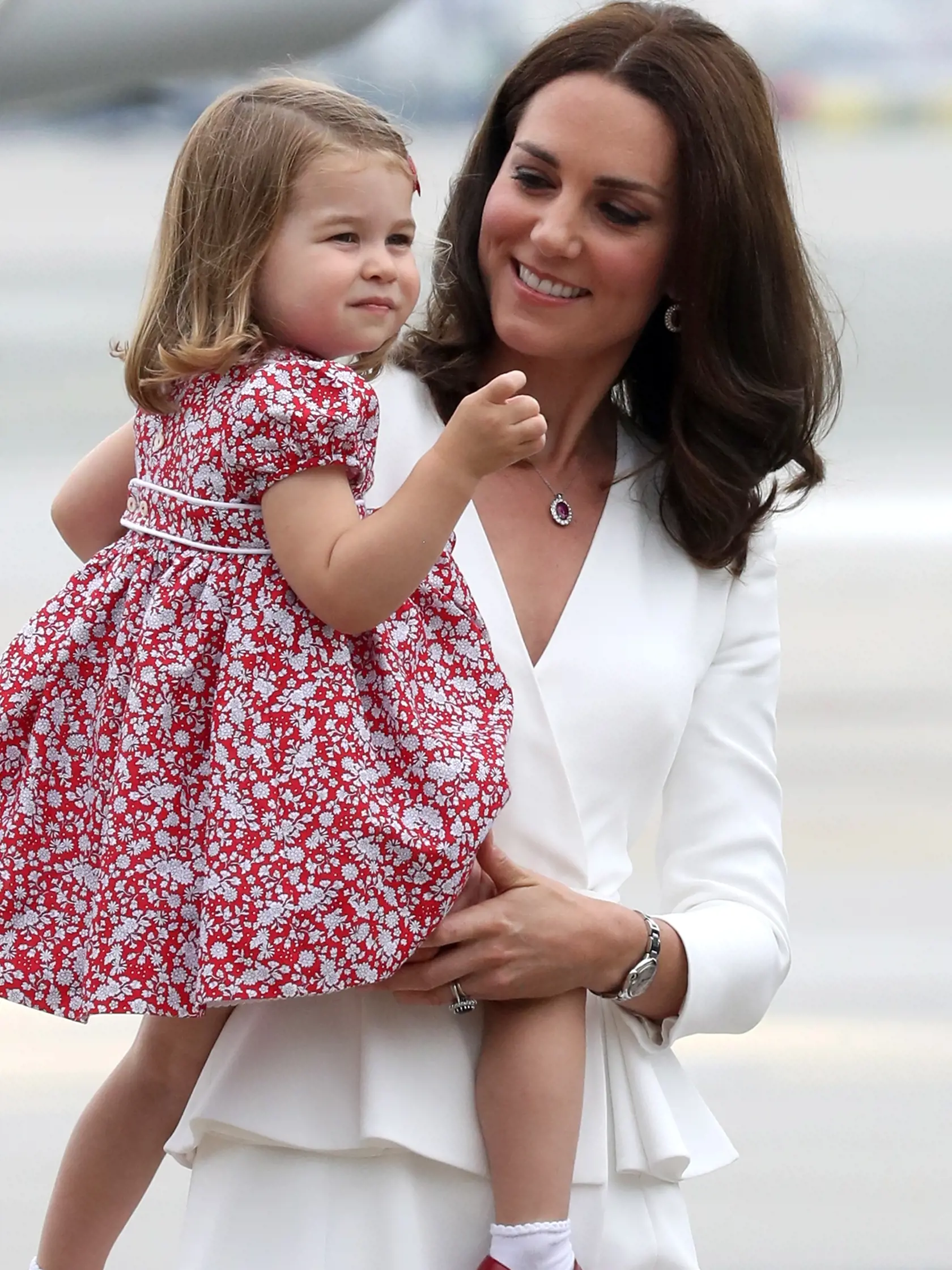 Vojvodkyňa Kate a princezná Charlotte