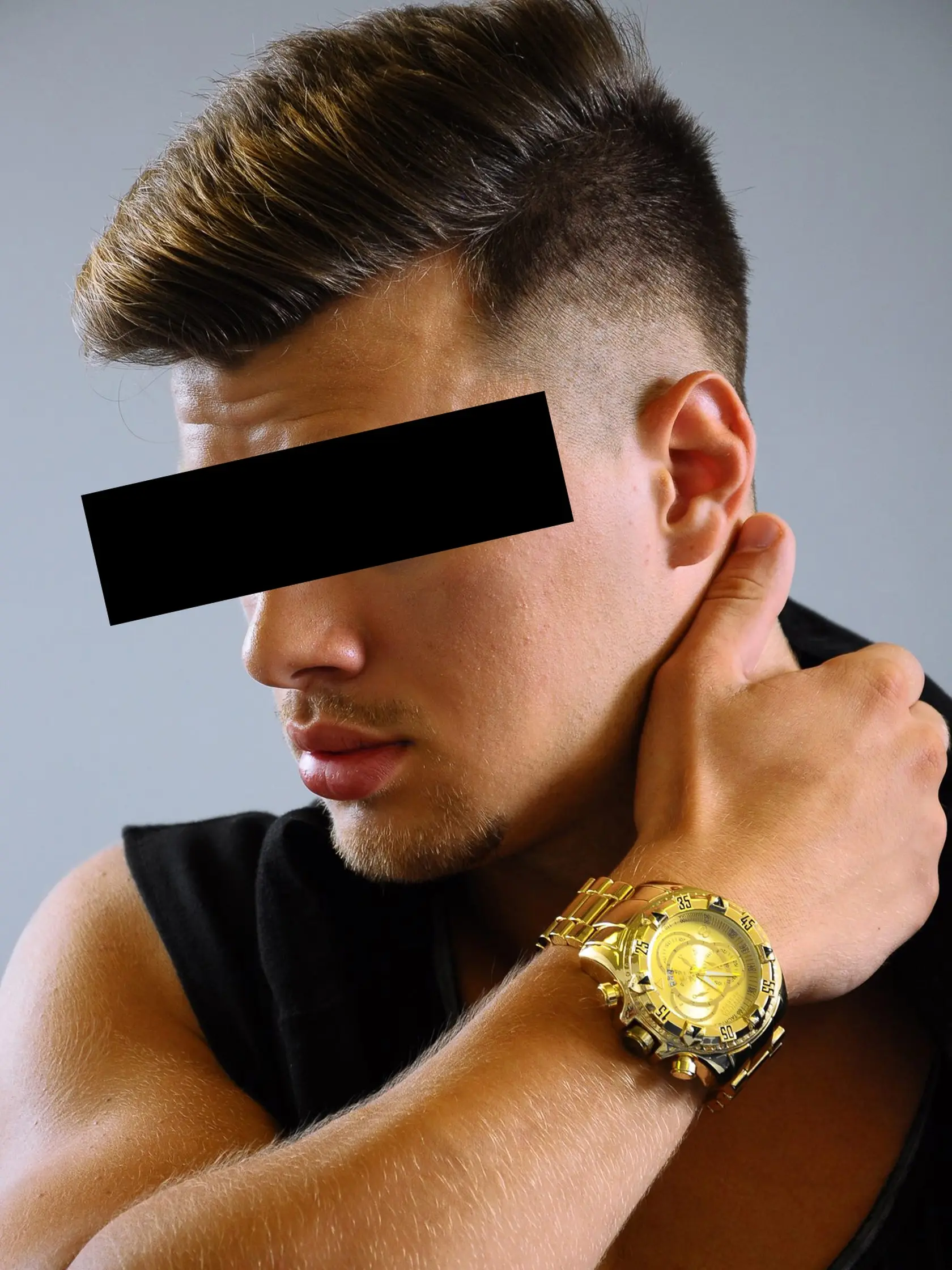 Ďalší lekár s nedovolenou látkou! Je to už mesiac, čo sa prevalil škandál s lekárom na klinike plastickej chirurgie v UNB Ružinove, ktorý vykonával jednoduchý chirurgický zákrok pod vplyvom omamných látok. Riaditeľ nemocnice nariadil toxikologické vyšetrenie ďalších lekárov. Výsledok testovania nemilo prekvapilo vedenie nemocnice.