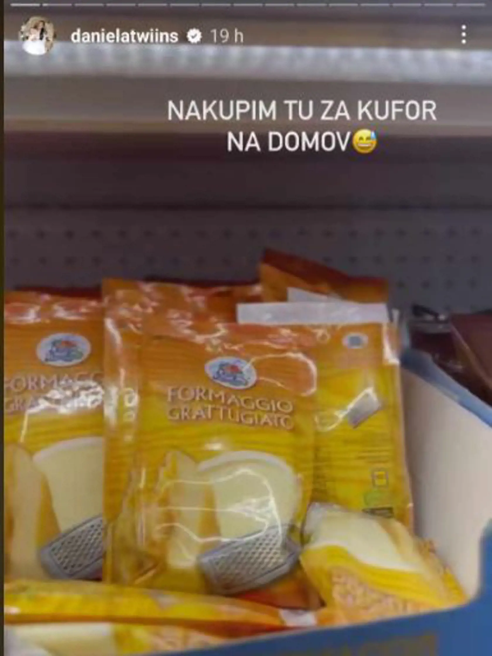 Nízlové nakupovali v potravinách v talianskom Neapole. Ceny potravín ich prekvapili. Zarazil ich najmä lacnejší syr či cestoviny.
