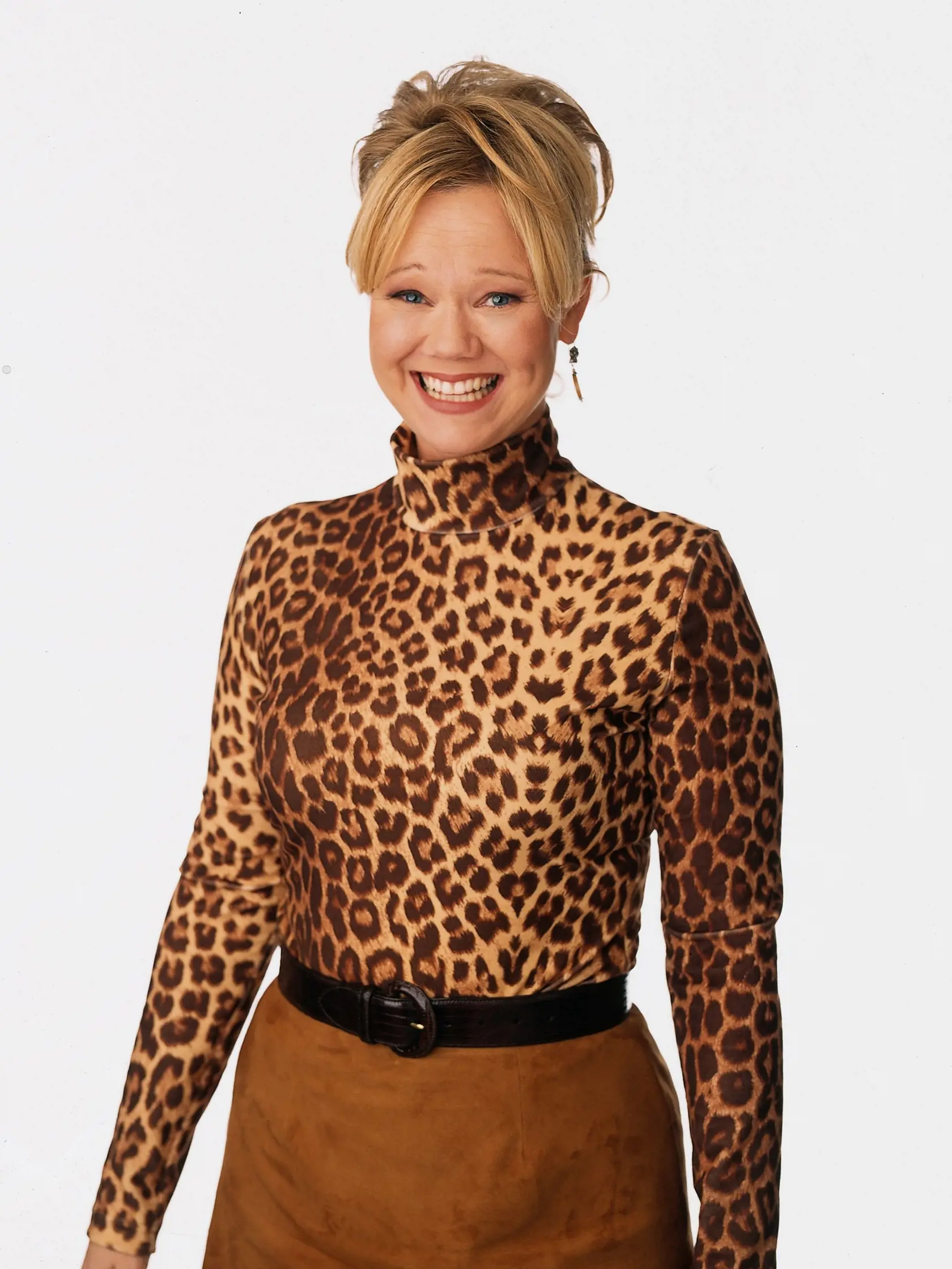 Caroline Rhea alias Hilda