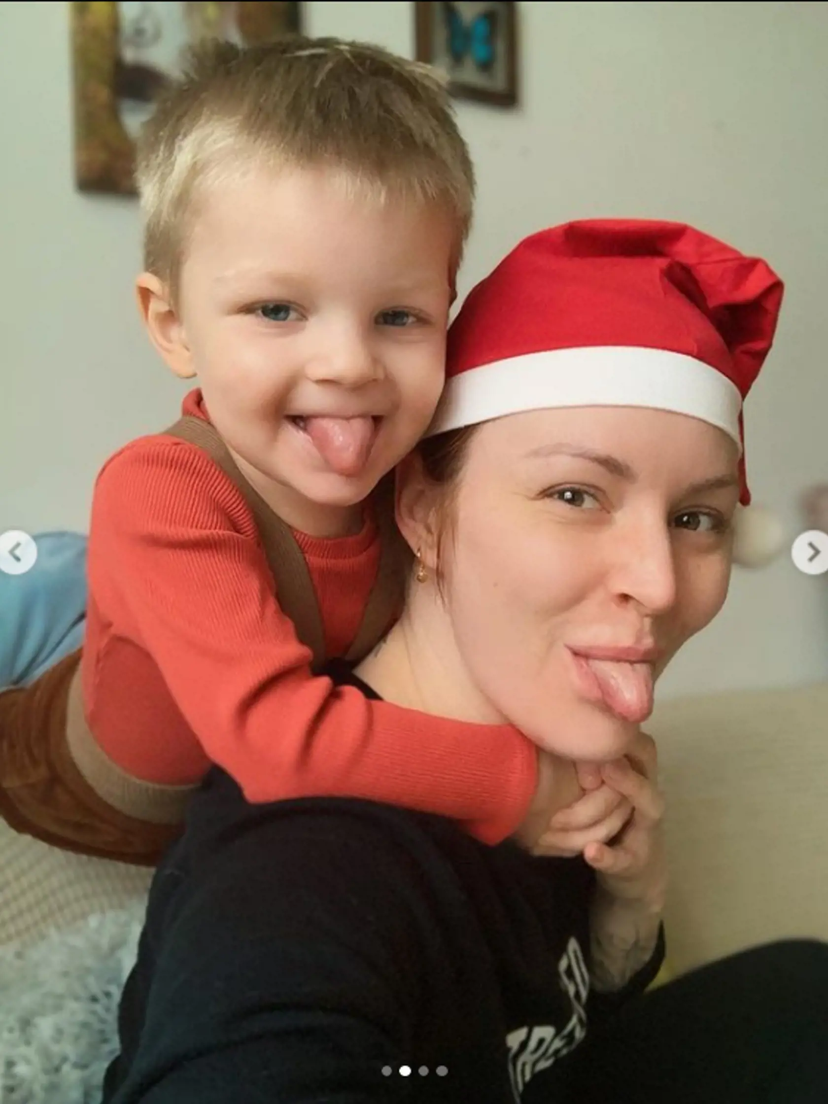 Synček Barbory Švidraňovej už poriadne narástol a je to krásny chlapec.  Ona pri ňom vyzerá ako jeho staršia sestra!