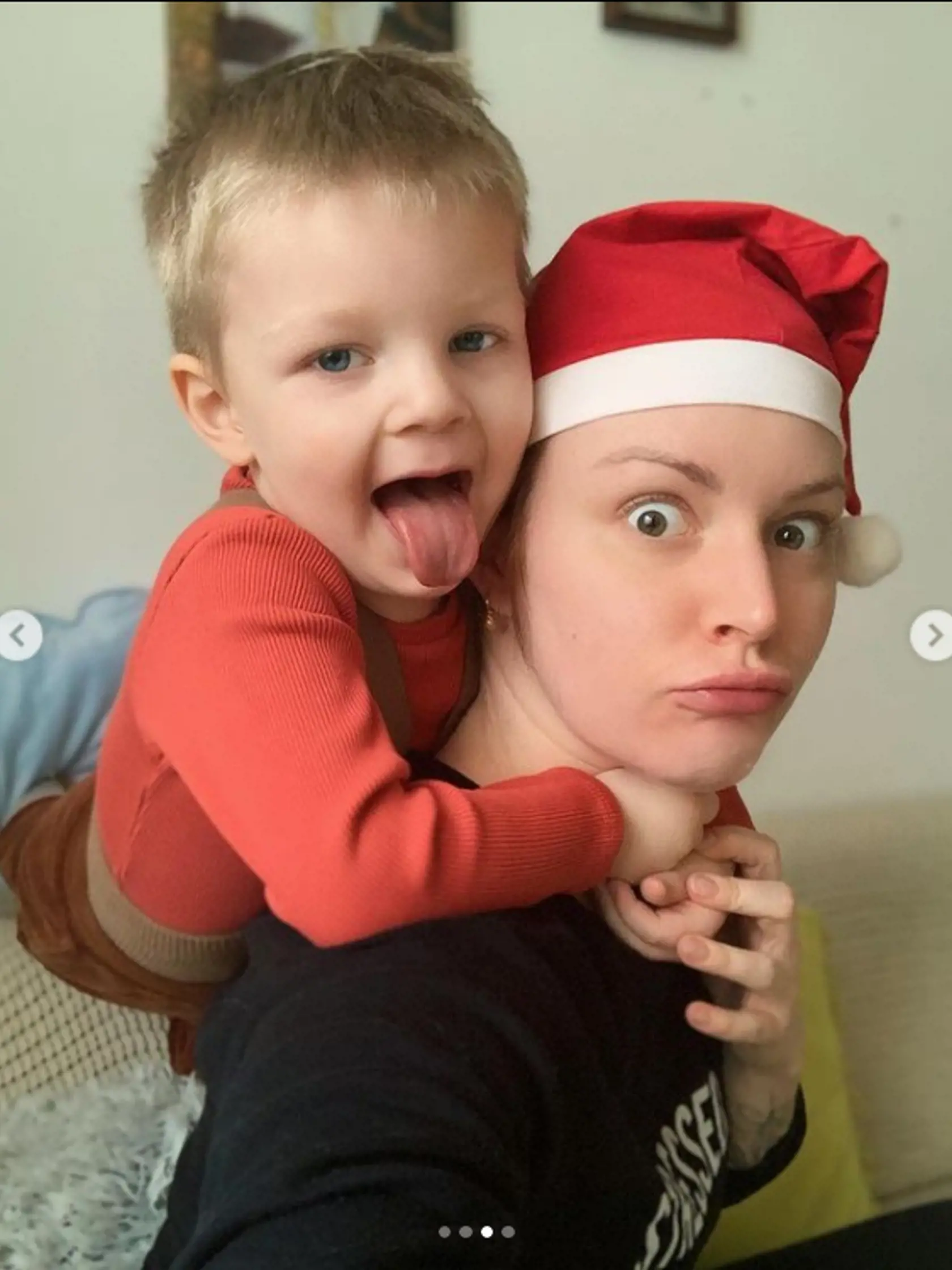 Synček Barbory Švidraňovej už poriadne narástol a je to krásny chlapec.  Ona pri ňom vyzerá ako jeho staršia sestra!