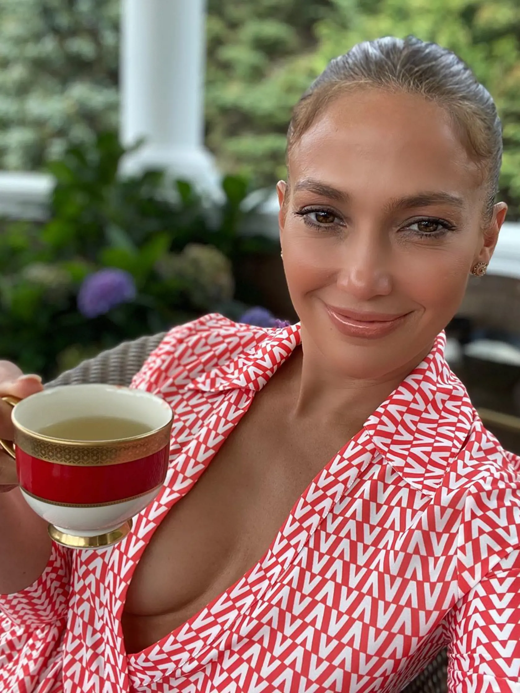 Ak niekto, tak Jennifer Lopez môže s plnou vážnosťou vyhlásiť, že život sa začína po 50-ke!