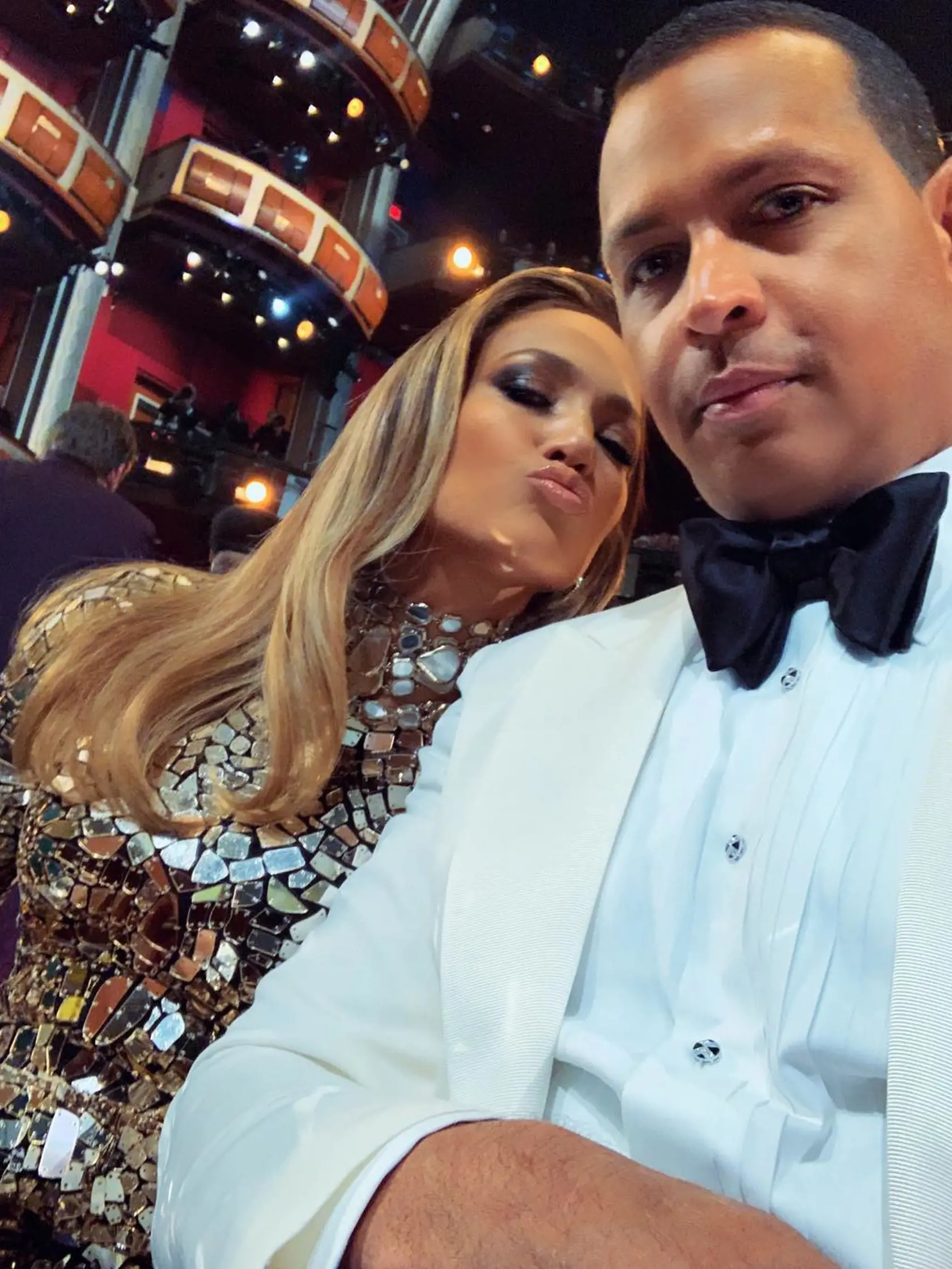 Bývalý vynikajúci bejzbalista Alex Rodriguez a speváčka Jennifer Lopez sú od minulého roka zasnúbení.