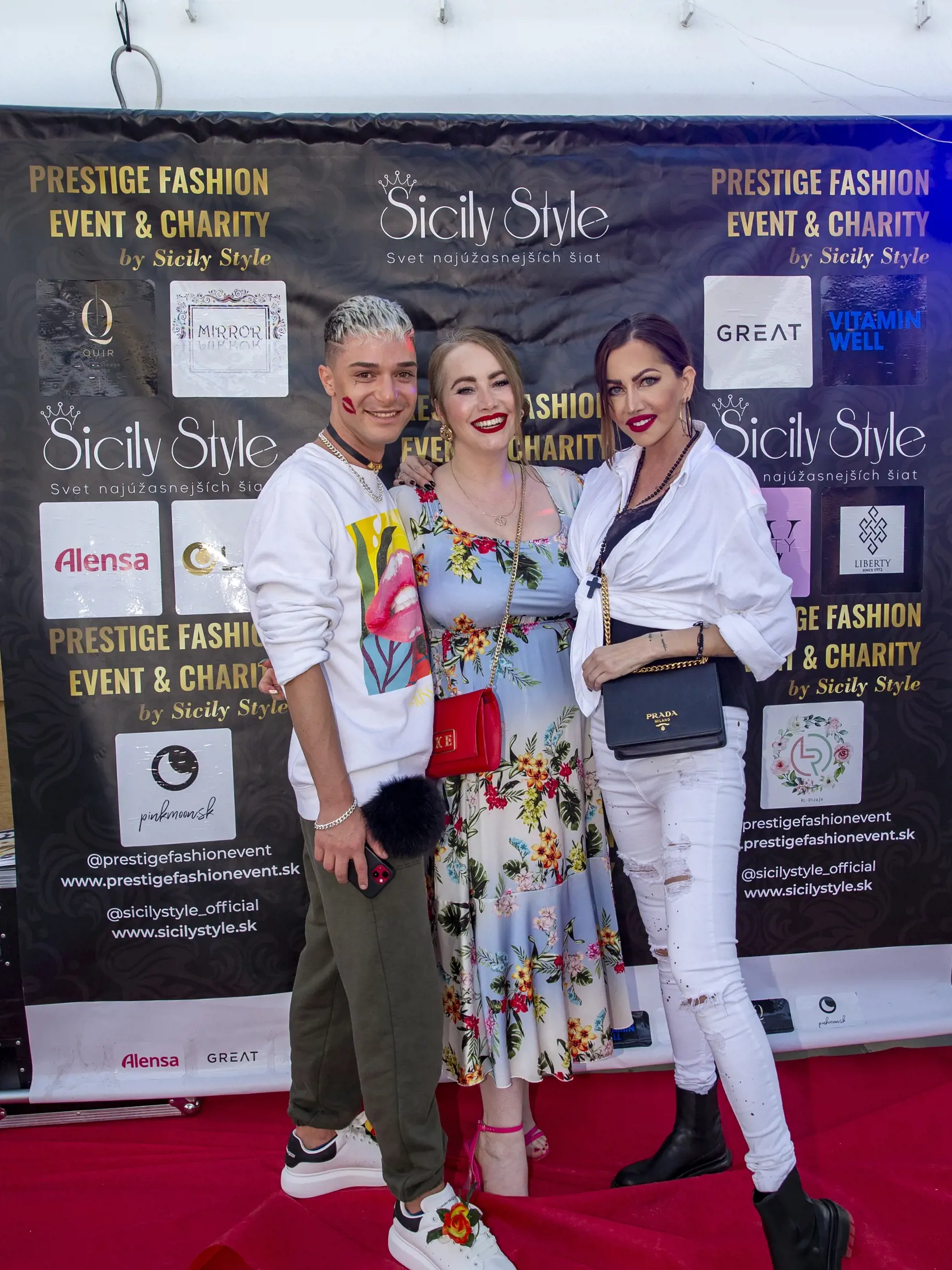 Módna prehliadka spojená s charitou “Prestige fashion event & charity” sa uskutočnila na lodi. 