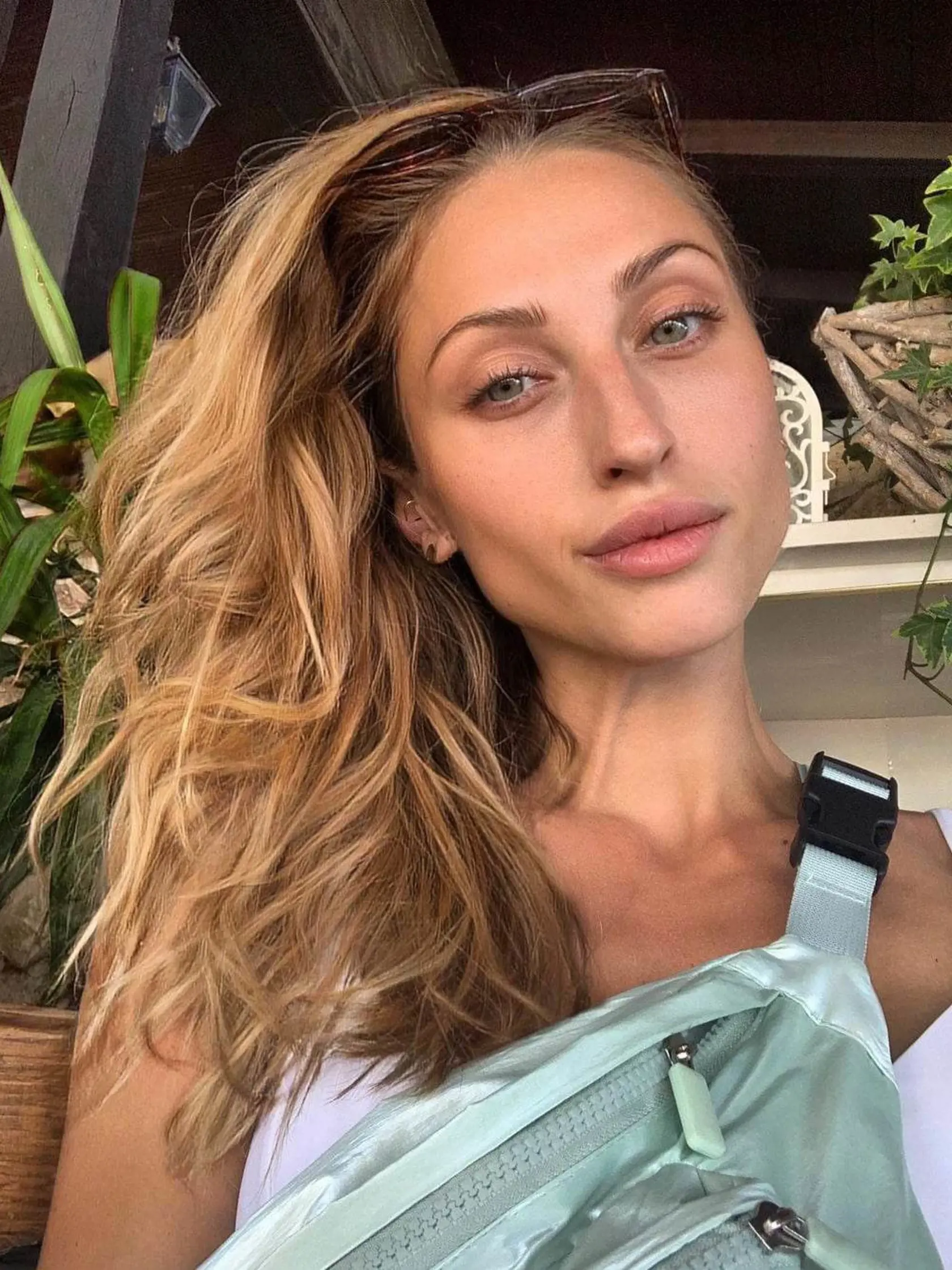 Bývalá misska a jogínka Denisa Šiška pripomína topmodelku značky Victoria's Secret, Elsu Hosk.