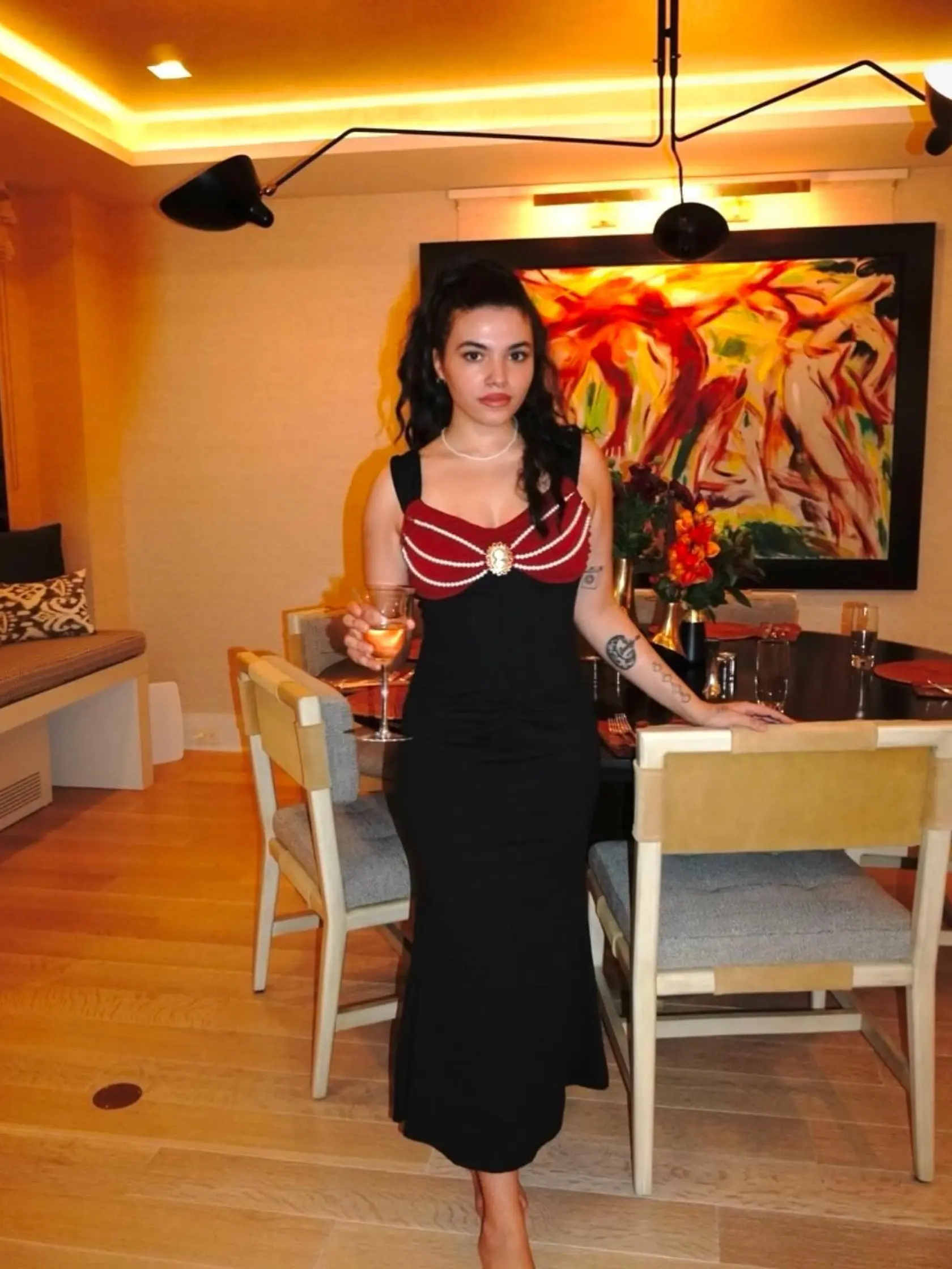 Dcéra speváka Davida Bowieho a modelky Iman. Krásu zdedila po mame, talent po otcovi.