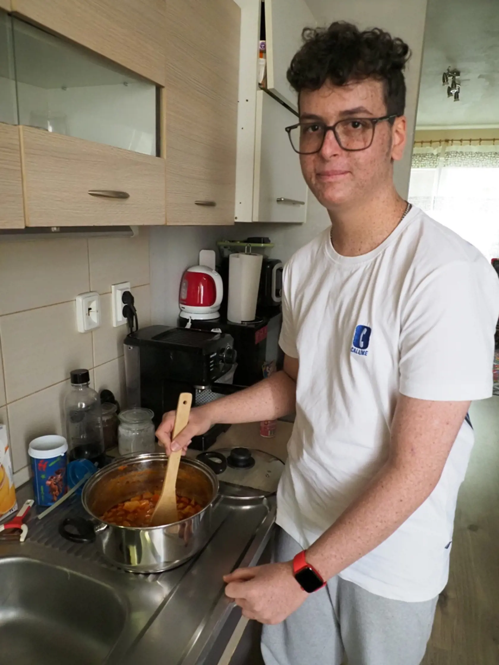 Mládenec s unikátnou chorobou by chcel byť kuchár.