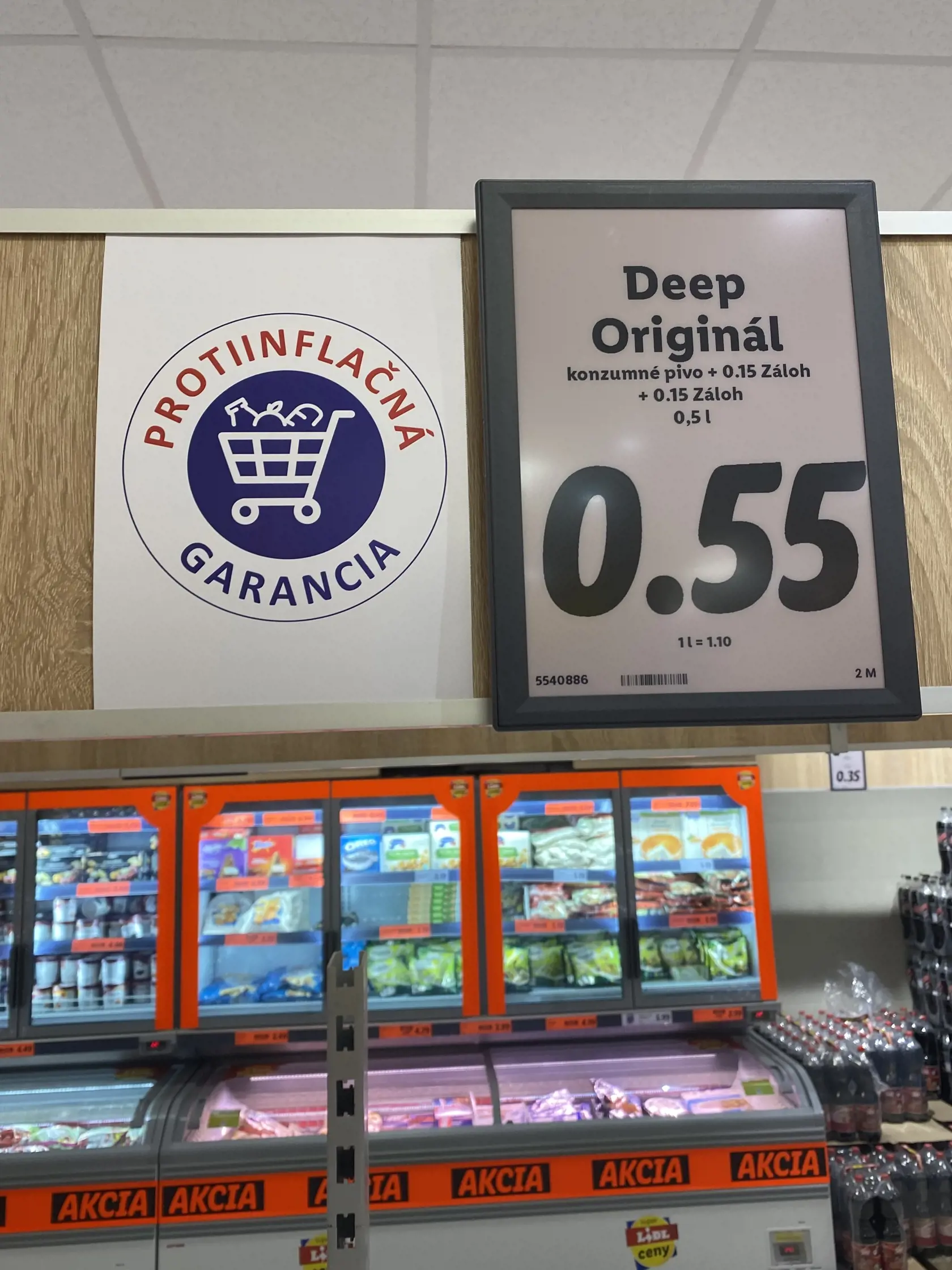 Pri potravinách v reťazcoch pribudlo logo "Protiinflačnej garancie". Označené výrobky nesmú počas troch mesiacov zdražieť.