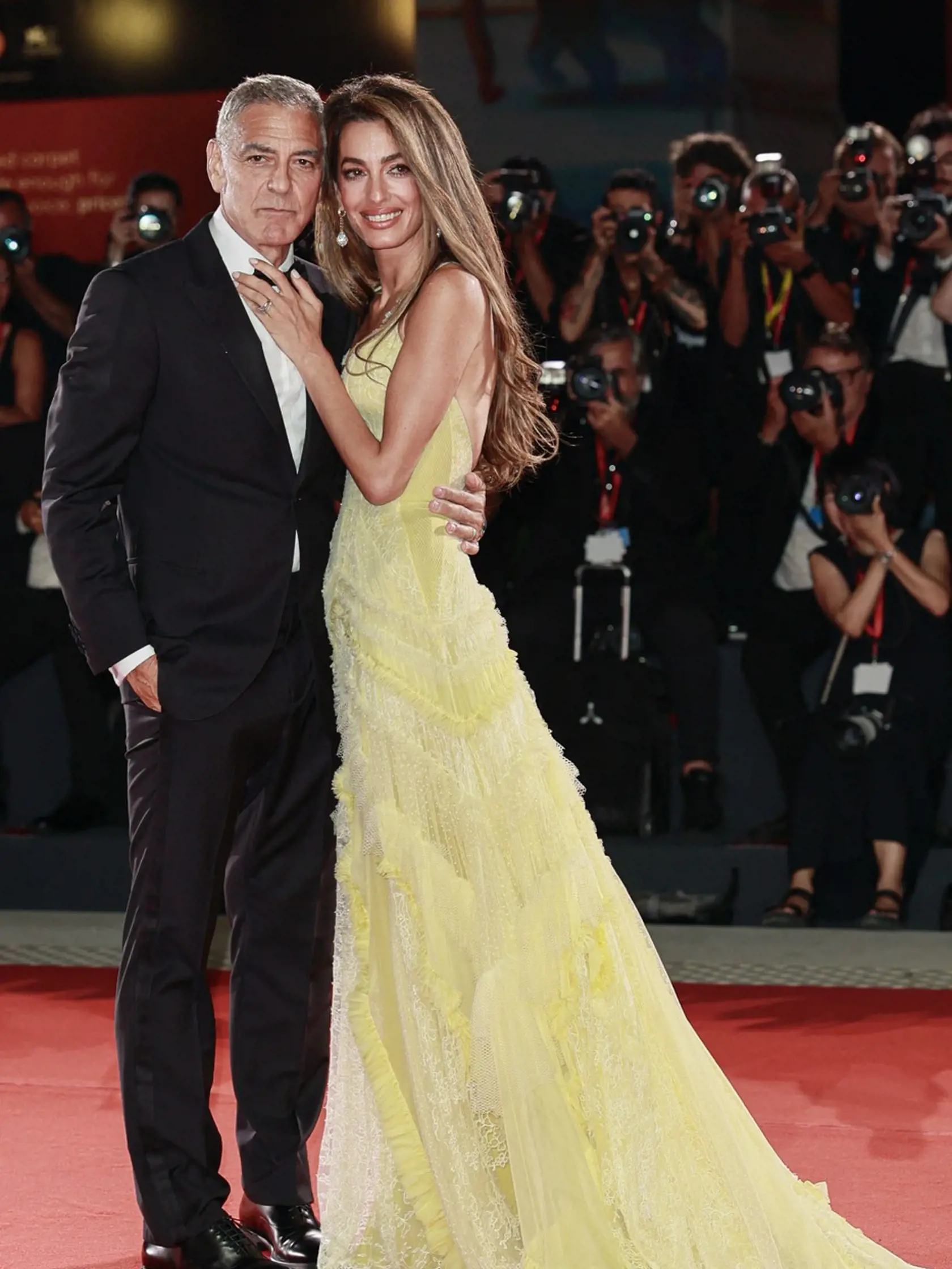 Amal Clooney - najkrajšia žena na festivale?