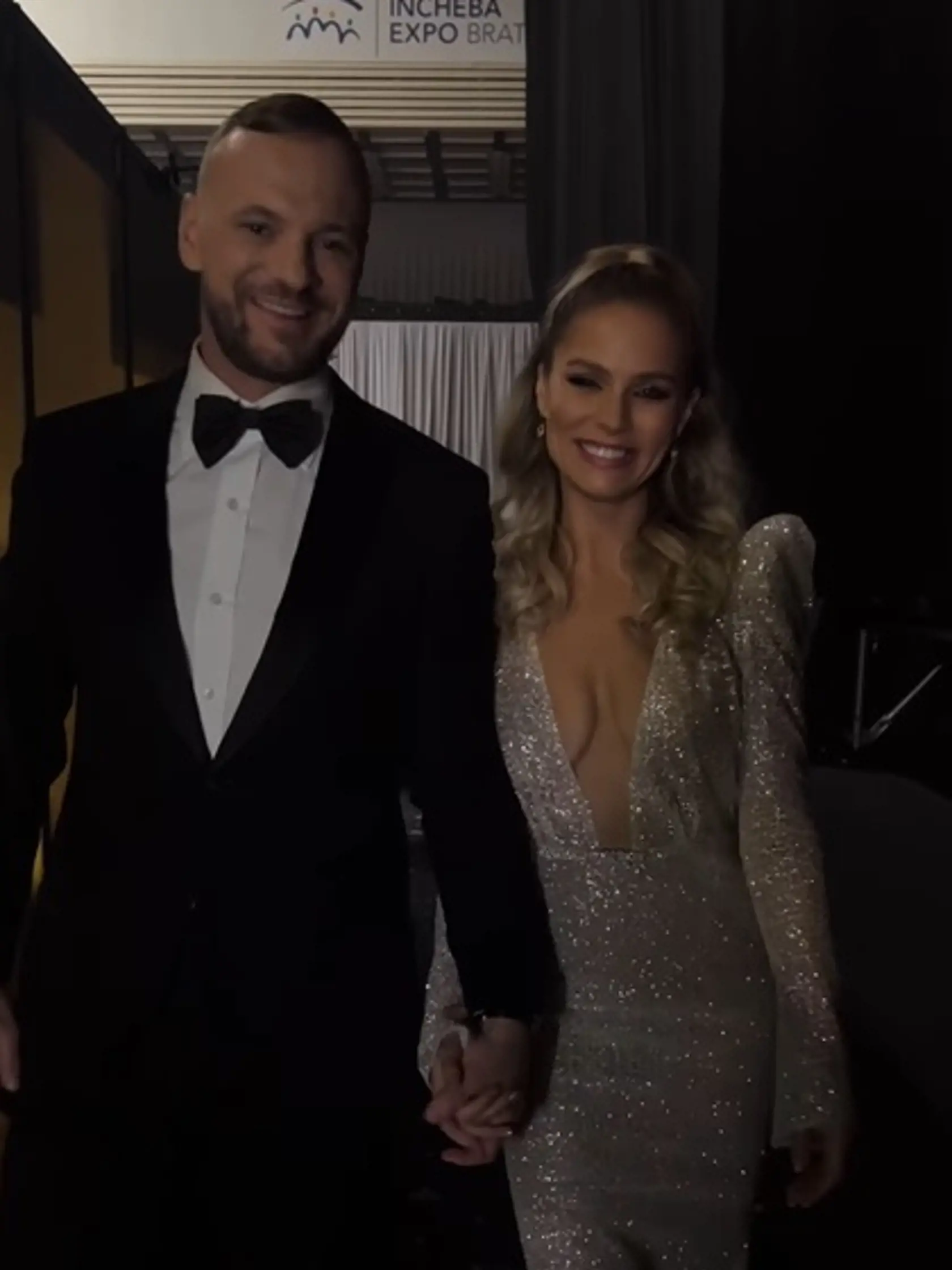 Ivana zvolila na finálové kolo Let´s Dance odvážne šaty s výstrihom po pás a bez podprsenky.