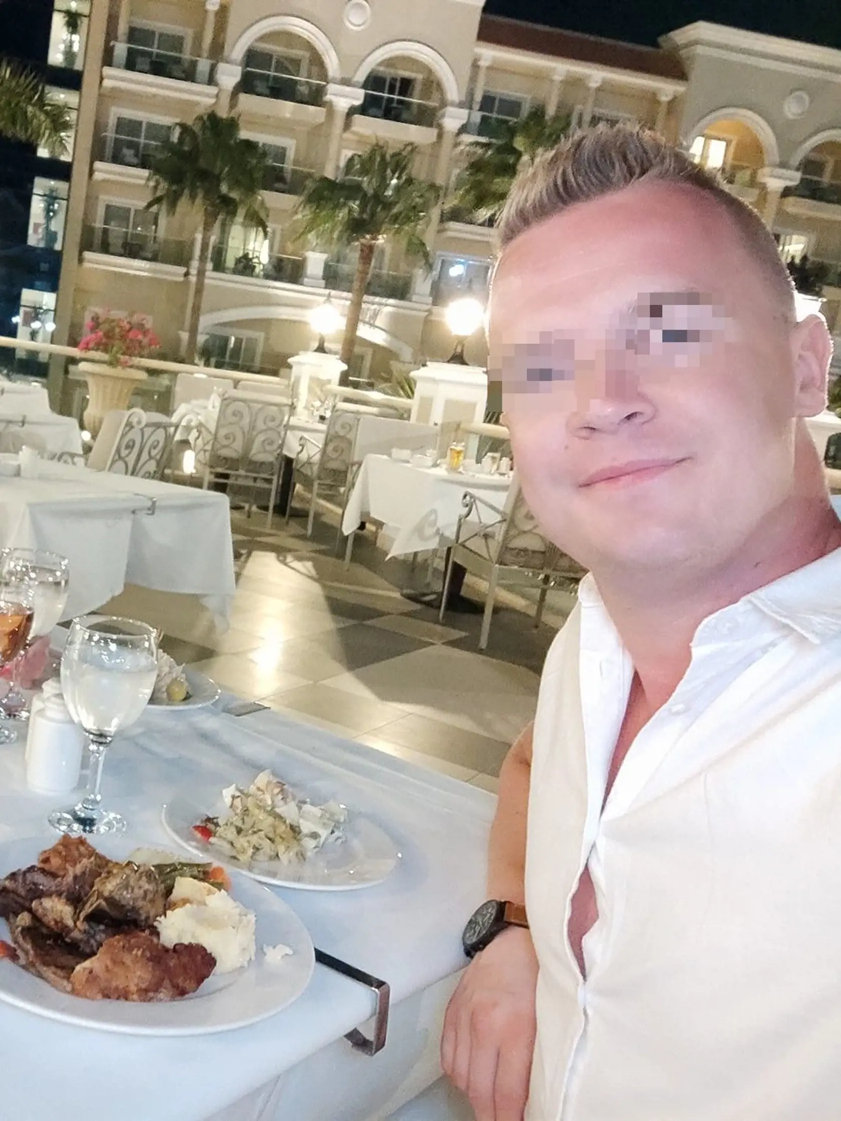 Policajt Mário zastrelil dvojmesačného synčeka a potom seba.