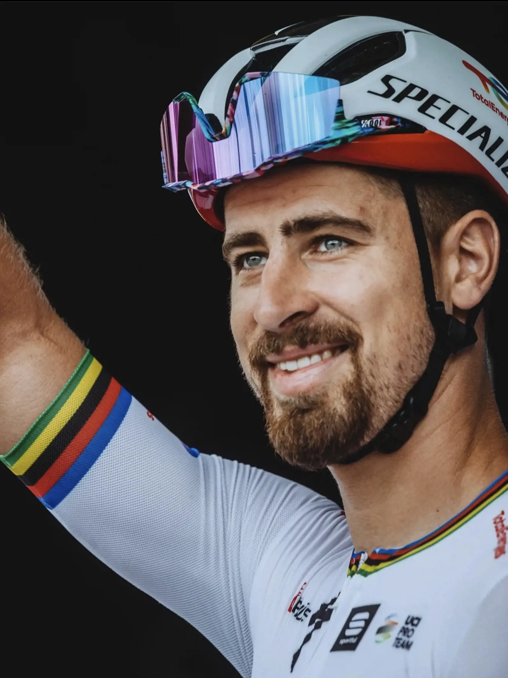 Náš hviezdny cyklista Peter Sagan neostal svojej povesti nič dlžný.