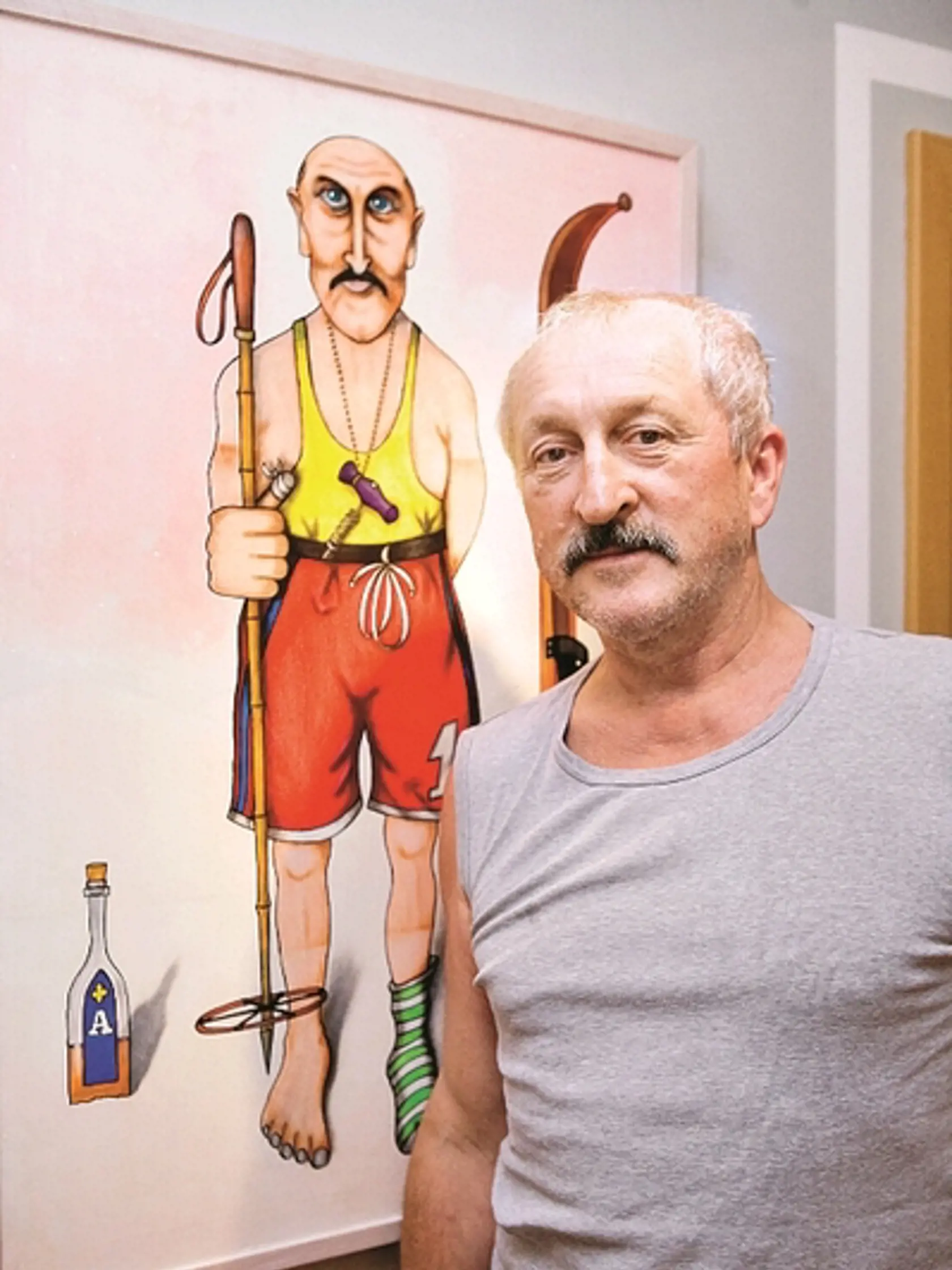Oldřich Navrátil si zahral okrem iného aj v seriáli Zdivočelá země, vo filme Konec básniků v Čechách, v rozprávke Lotrando a Zubejda, v seriáli Život na zámku a v mnohých ďalších...