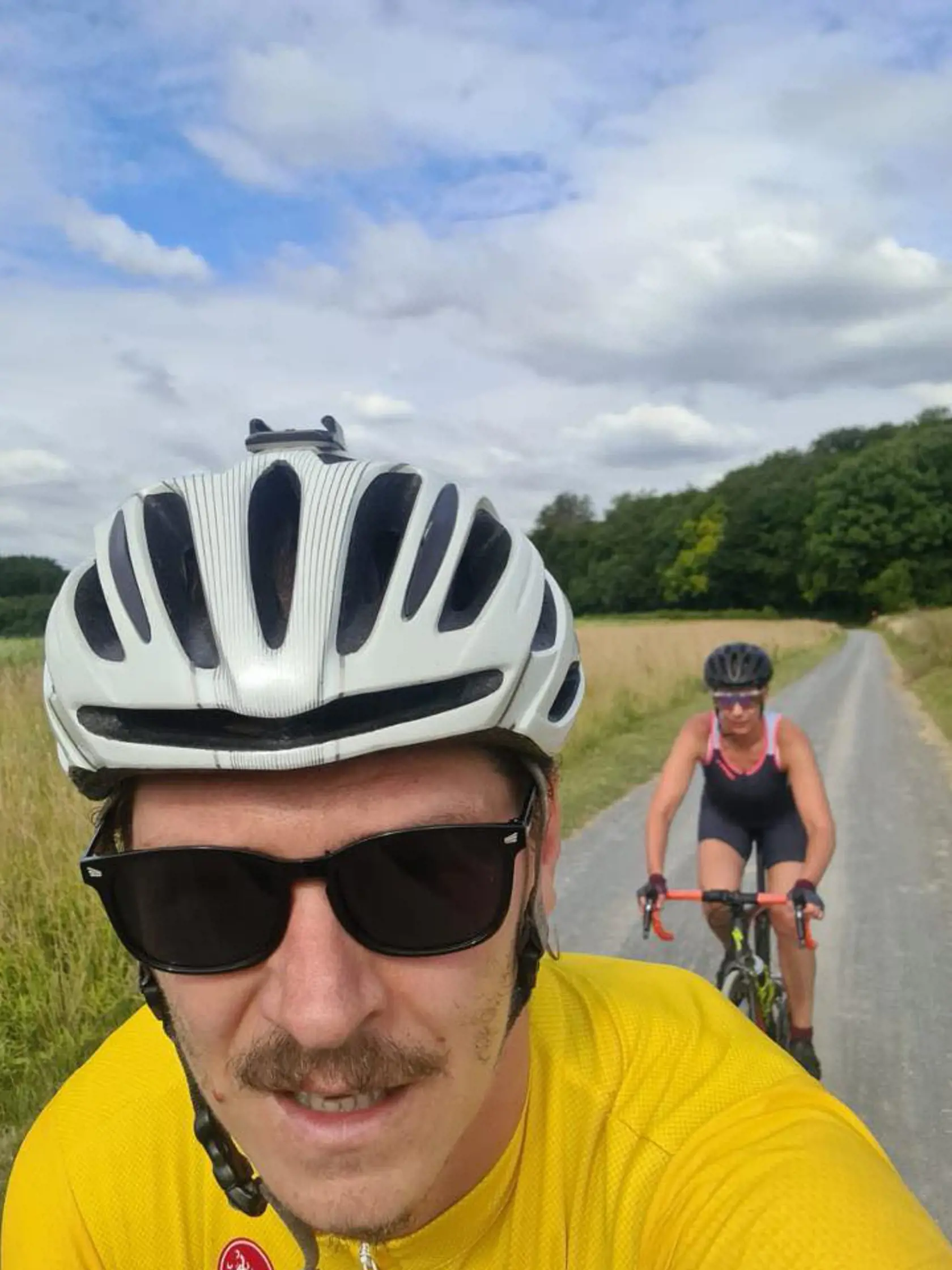 Exsaskárka Lucia Ďuriš Nicholsonová sú s celou rodinou sú vášniví cyklisti! Bicyklovanie si dokonca obľúbil aj jej malý syn Jakubko. Europoslankyňa od svojho zvolenia do úradu žije trvalo v Bruseli, ktoré si ako cyklistka veľmi pochvaľuje.