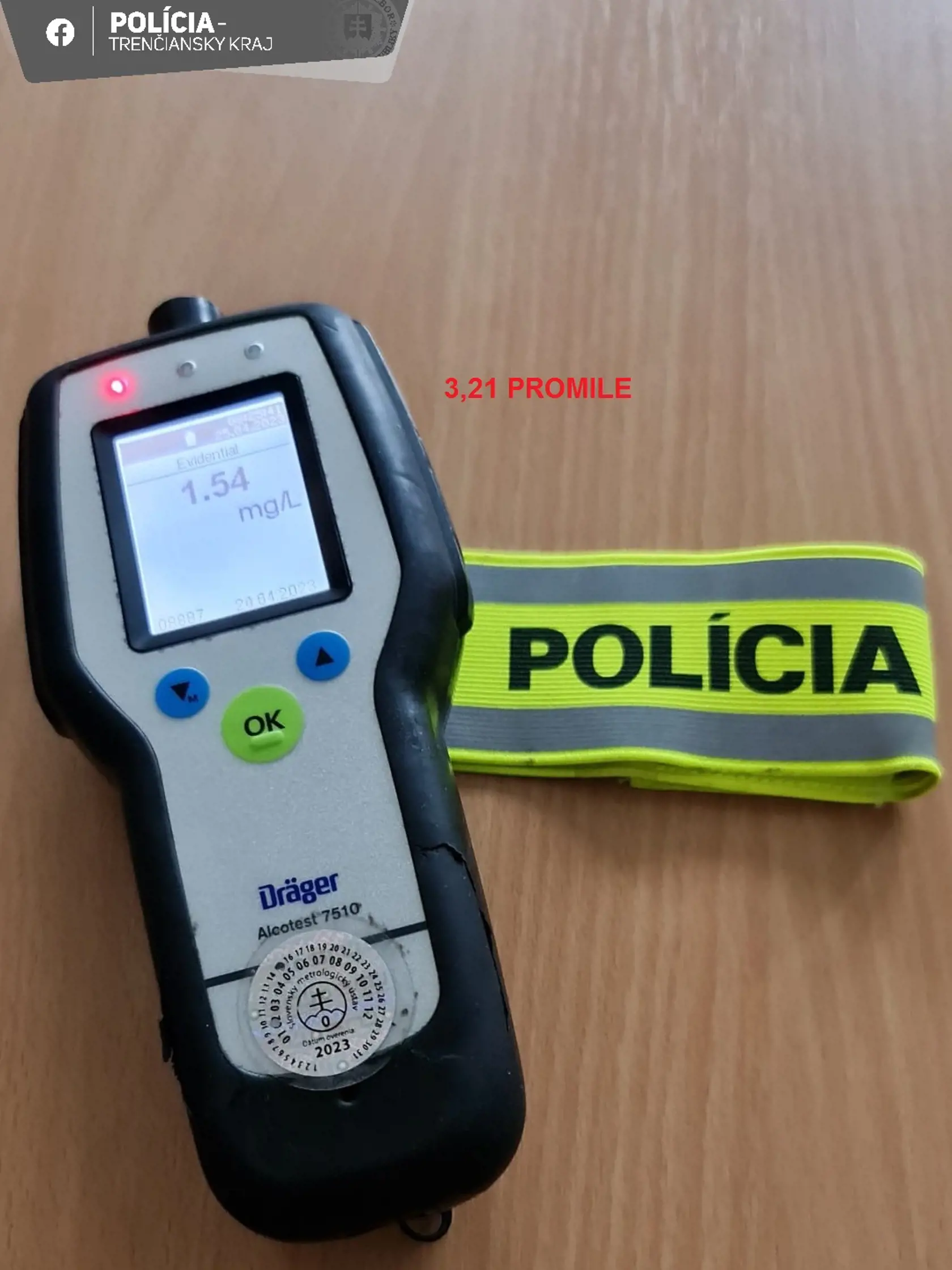 Policajti zistili požitie alkoholu u 13 vodičov motorových vozidiel a 11 vodičov nemotorových vozidiel. "Taktiež sme zaznamenali päť dopravných nehôd, pri ktorých 'asistoval' alkohol. Číslo 294 je počet zistených prípadov požitia alkoholu u vodičov motorových vozidiel za prvé štyri mesiace tohto roka," konštatovala hovorkyňa.