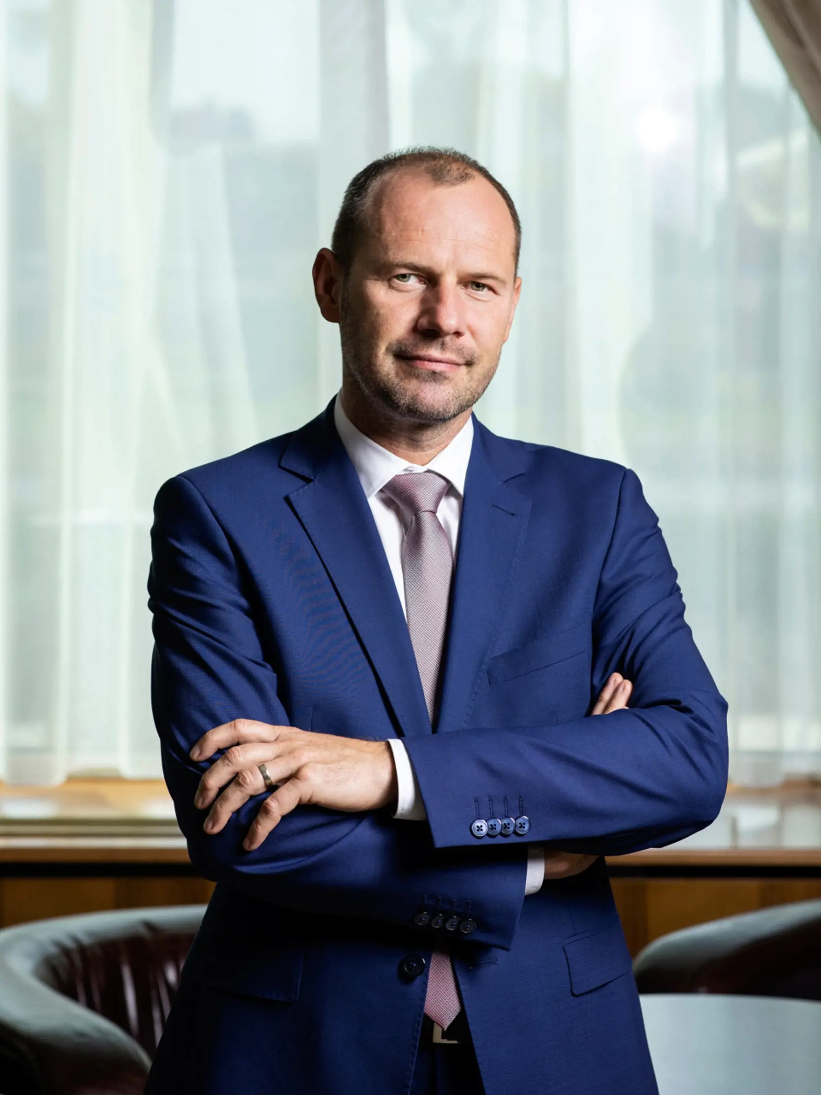 Prezident Asociácie hotelov a reštaurácii Slovenska Marek Harbuľák verí, že Slováci si dožiačia doma viac pobytov, hoci kratších.