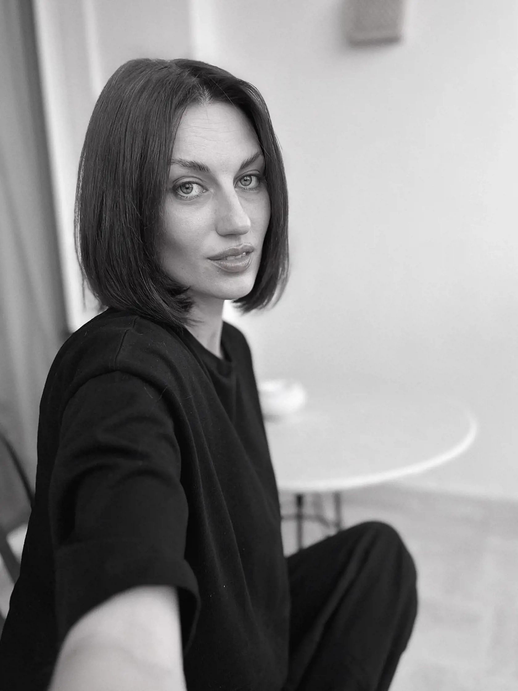 Herečka sa nedávno zmenila z blondínky na brunetku.
