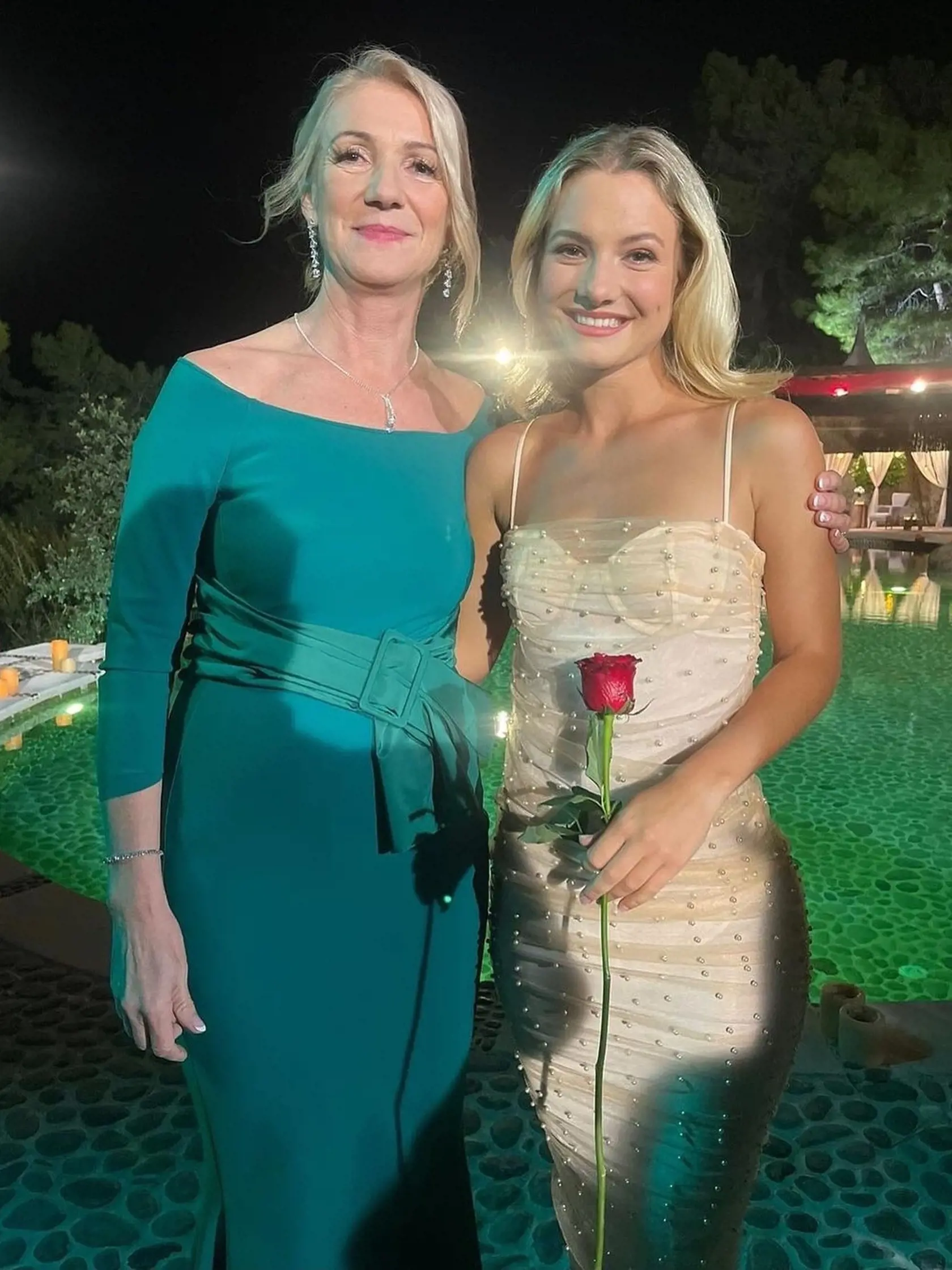 Mirka s nádejnou svokrou Ingrid. Sú si podobné, však?