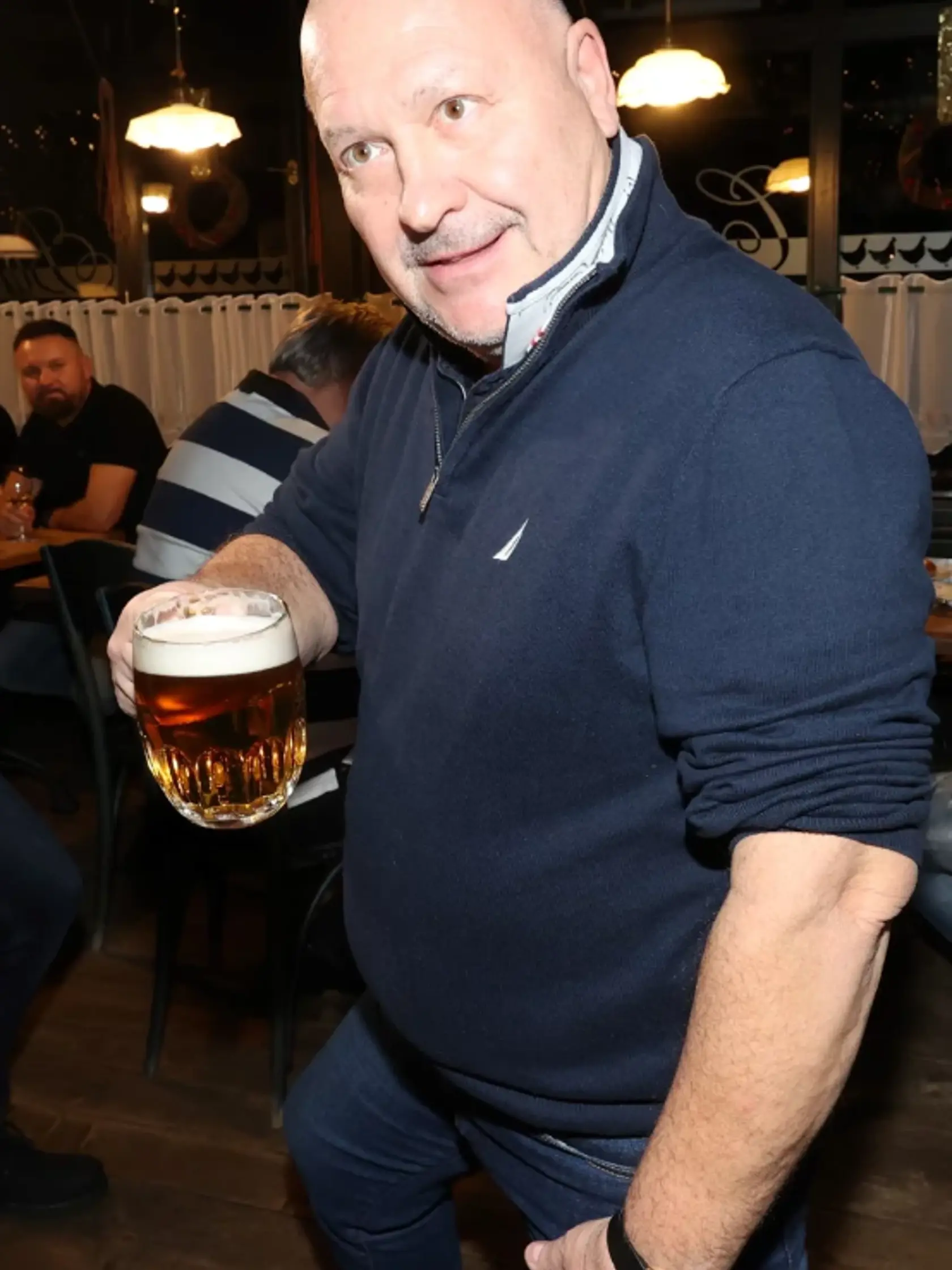 Michal David pivkom nepohrdne.