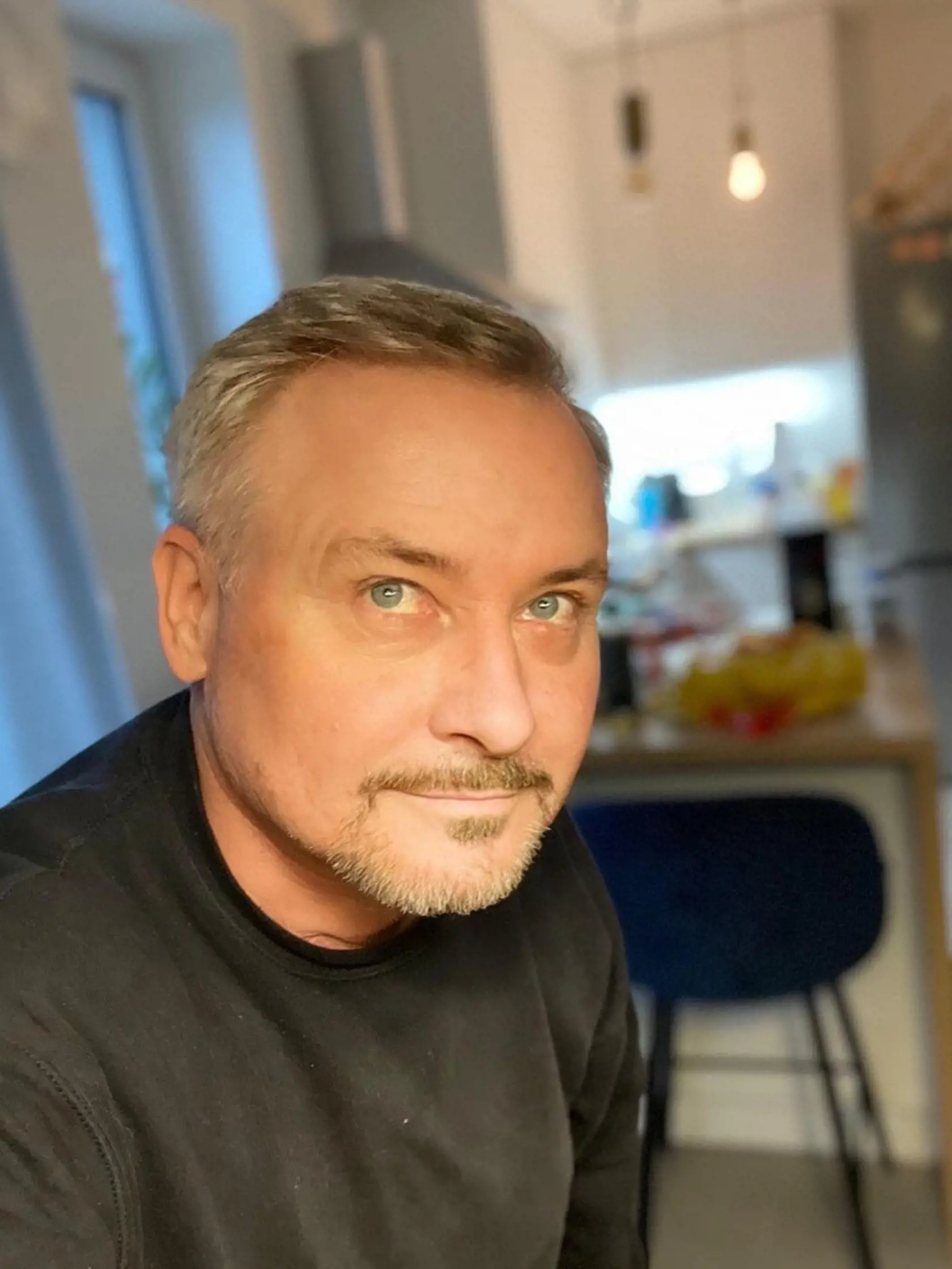 Z veľkého domu do menšieho bytu, ale herec Batthyany je spokojný.