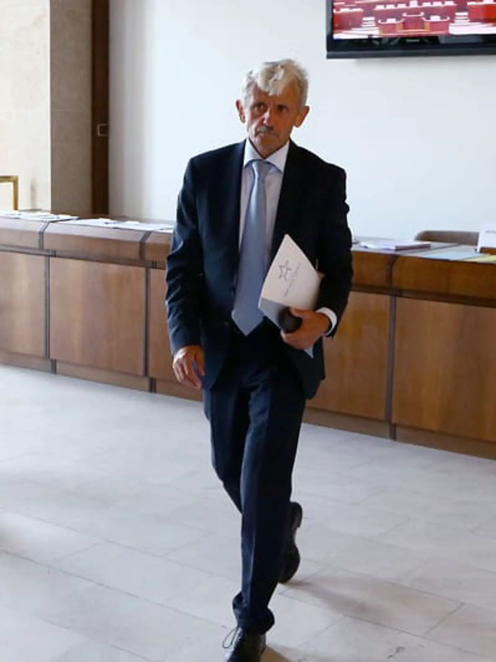 V spise Gorila sa spomína aj strana expremiéra Dzurindu SDKÚ-DS.