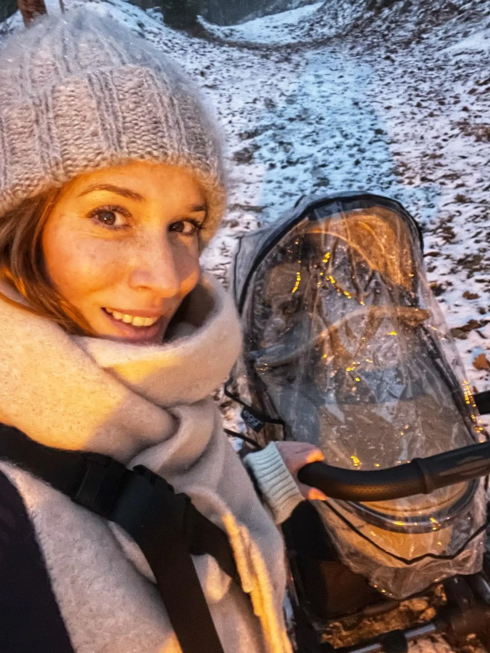 Táňa Pauhofová si s dcérkou užila prvý sneh. Na fotke doslova žiari!