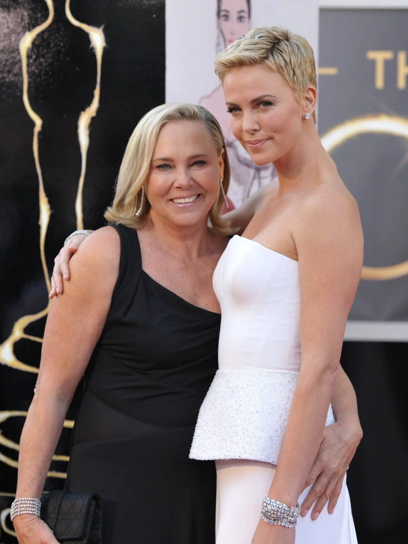 Charlize Theron zapózovala so svojou rovnako