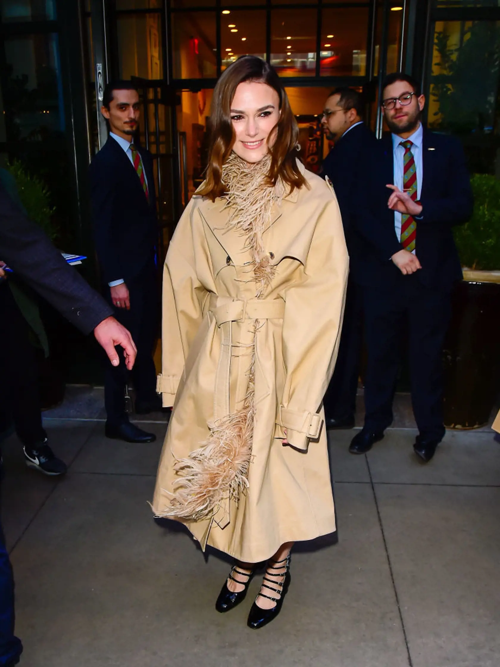 Keira Knightley si v Anne Karenine zahrala v roku 2012. Dnes má 39 a vyzerá perfektne. S manželom, hudobníkom Jamesom Rightonom má dve dcéry.