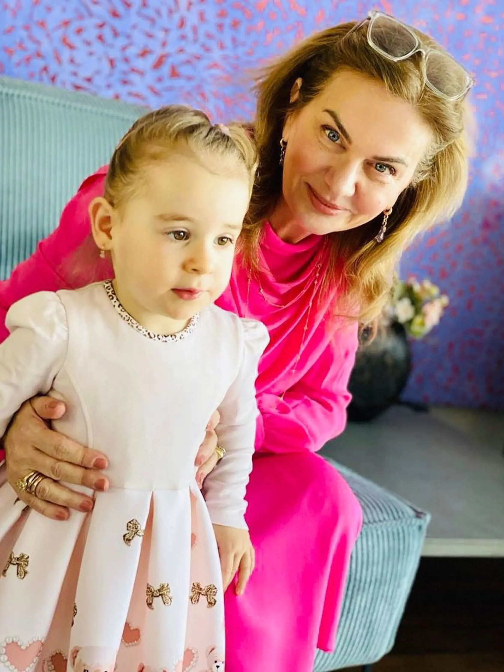 „My sme dnes boli prvý raz pozrieť v škôlke," napísala Monika Beňová k fotke s dcérkou Leou.