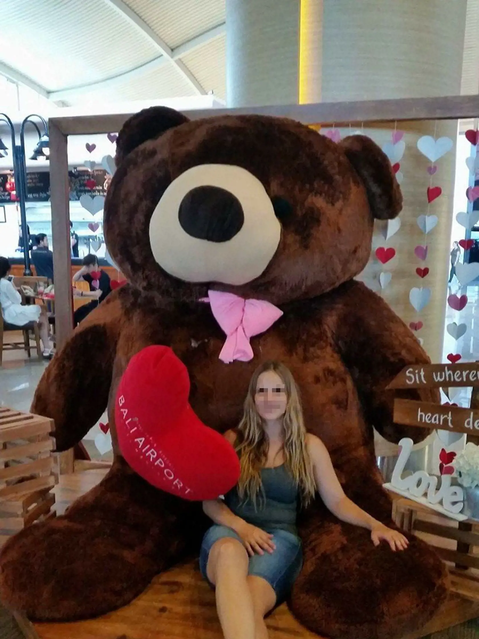 Keď je maco väčší ako Adriana.
