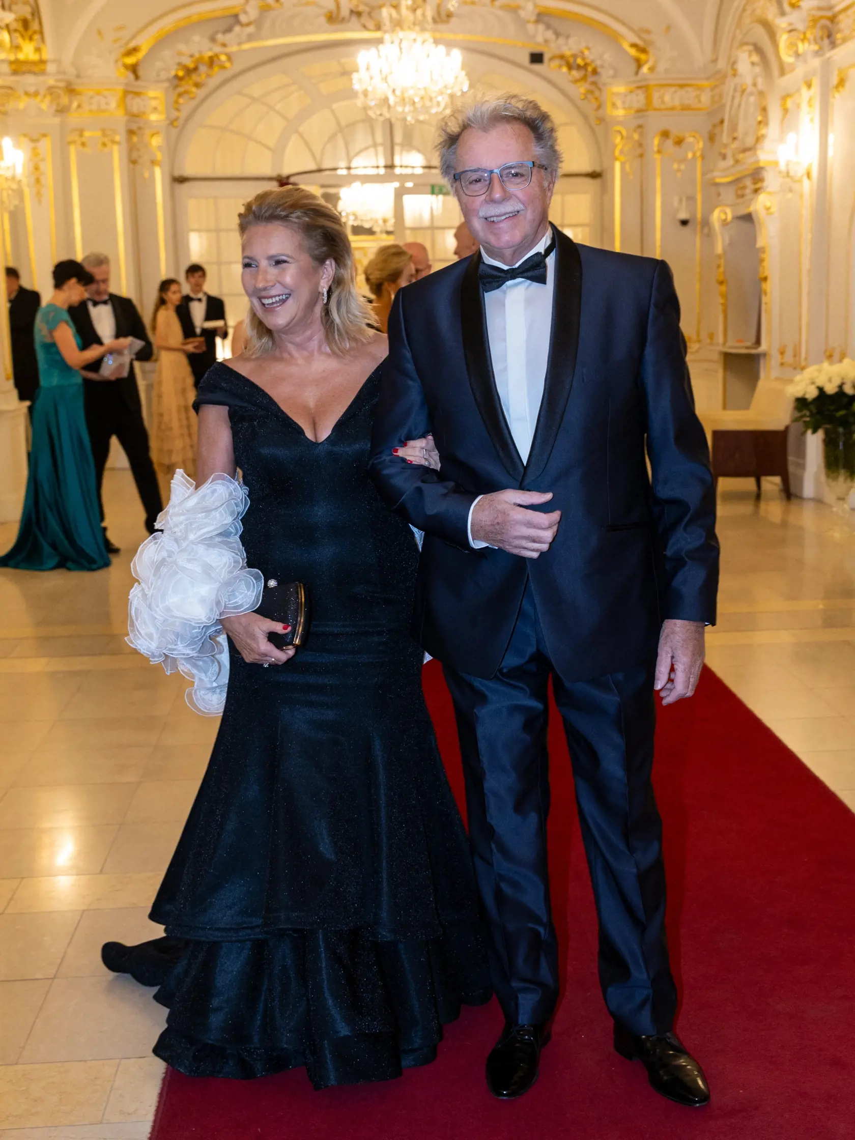 Jubilejný 20. ročník Prešporského bálu. Na snímke Pavol Hammel s manželkou.