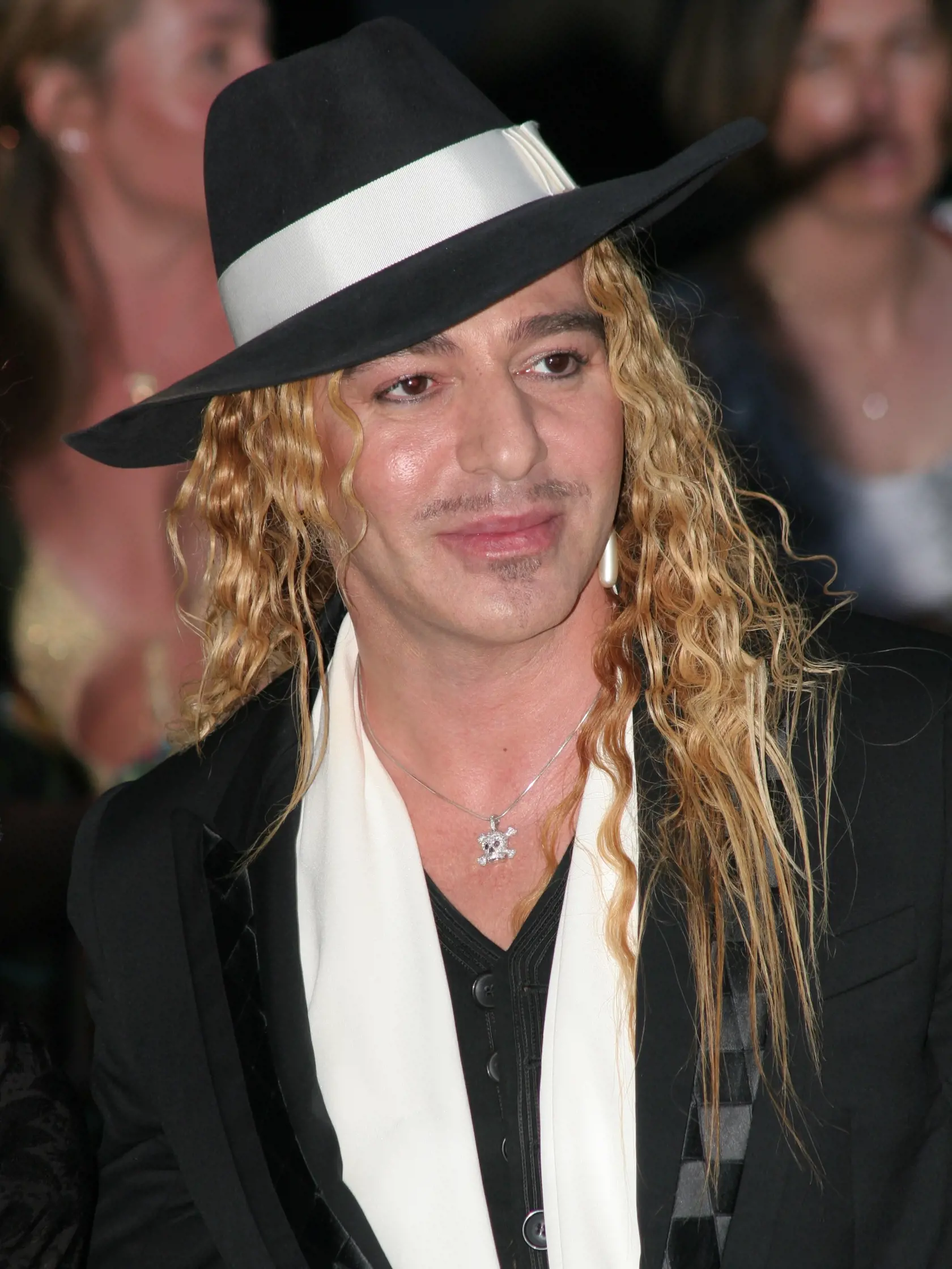 John Galliano bol časovaná bomba.