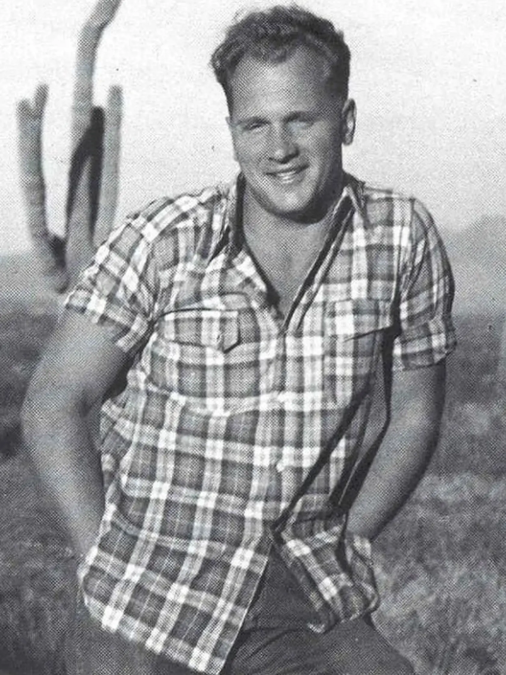 Andre de Dienes bol maďarský fotograf, ktorý je známy svojou prácou s Marilyn Monroe a fotografovaním aktov. Zomrel v roku 1985. Priateľmi s Marilyn boli dokonca jej života.