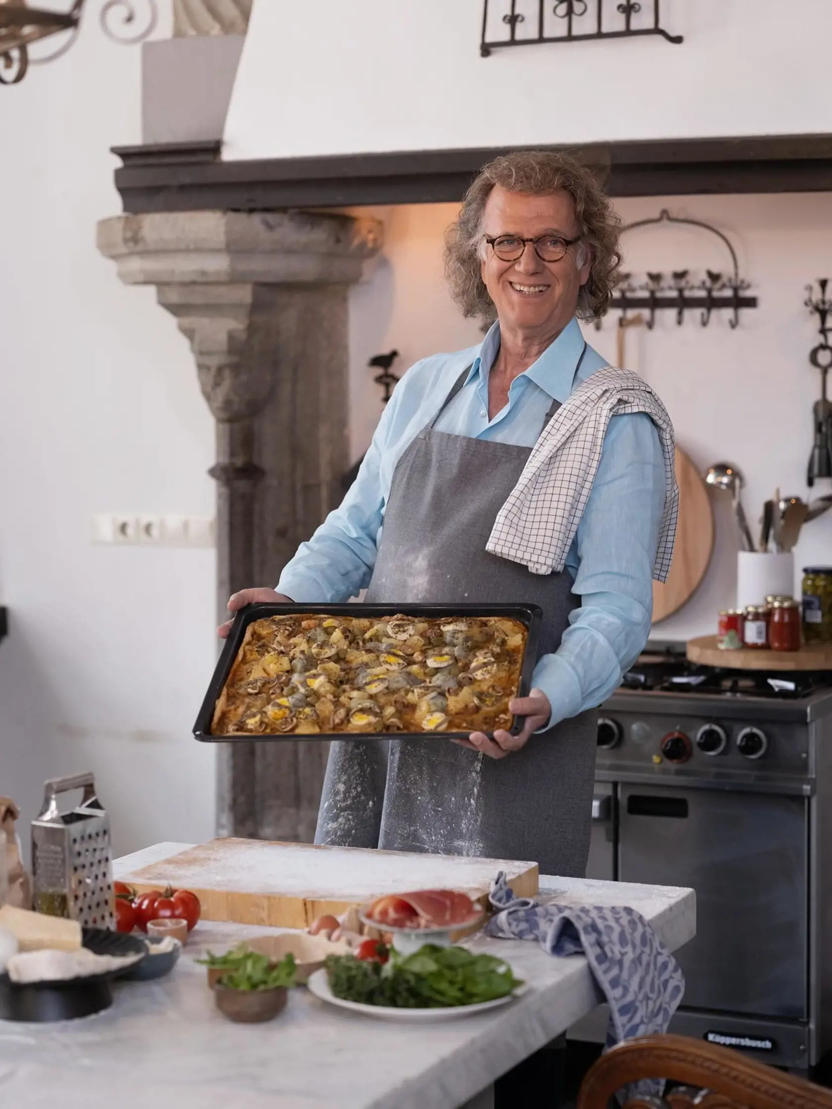 André Rieu vo svojej zámockej kuchyni.