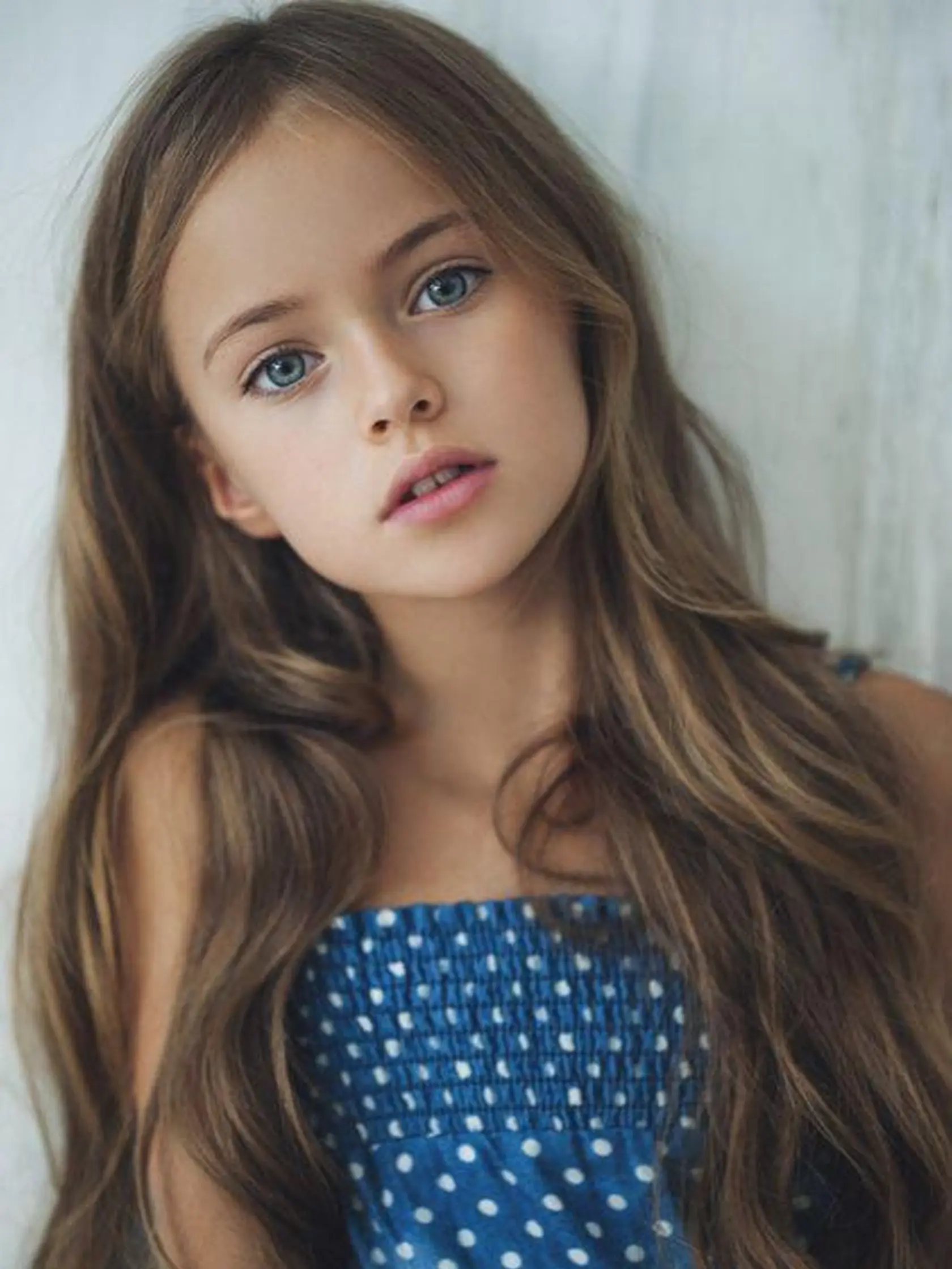 Kristina keď mala 9 rokov. Dnes je z nej dospelá žena a svet modelingu je stále jej prácou. 