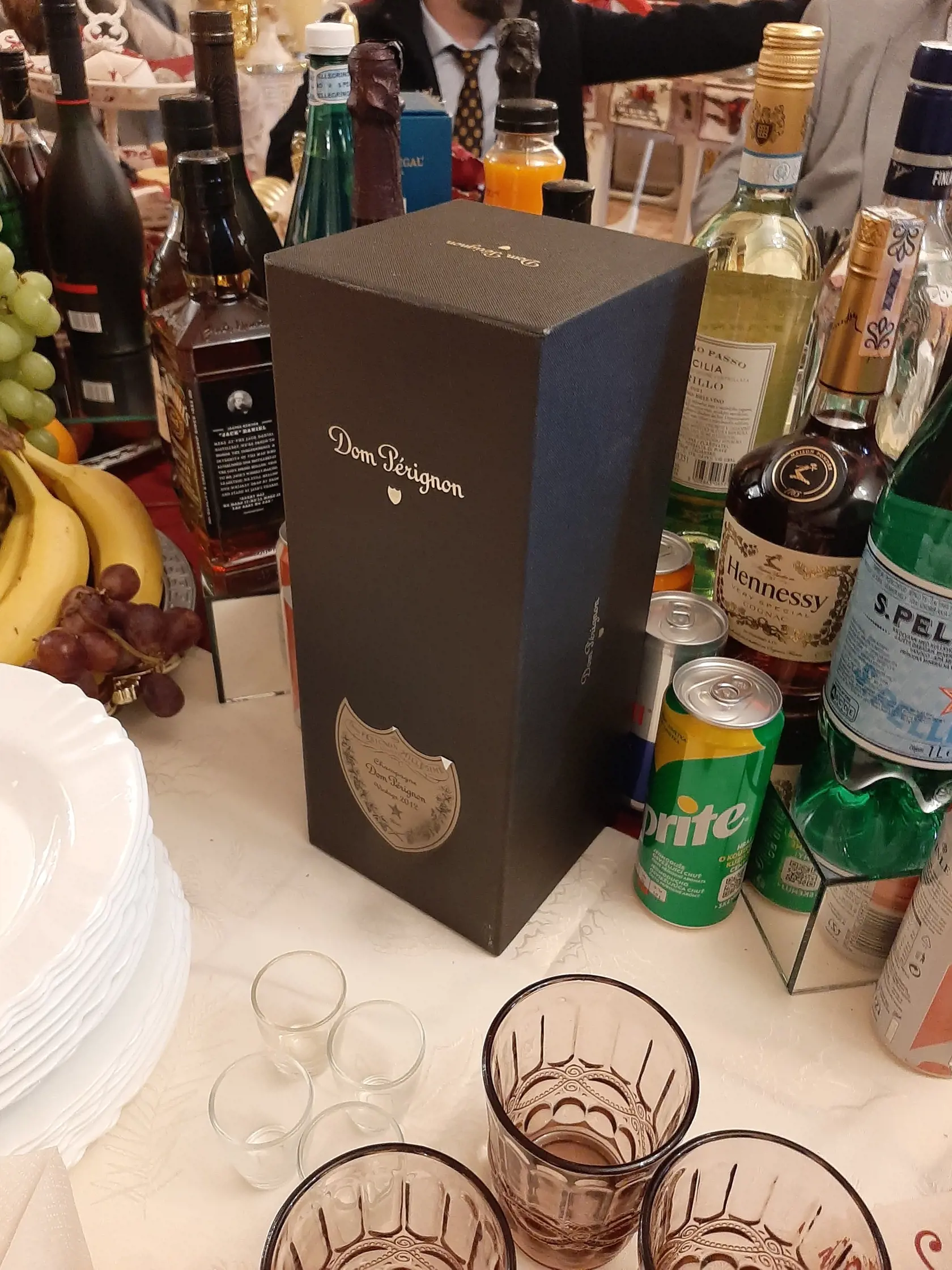 Na stole u nich nechýba ani drahý alkohol. Rovnako je tomu aj počas Silvestra.